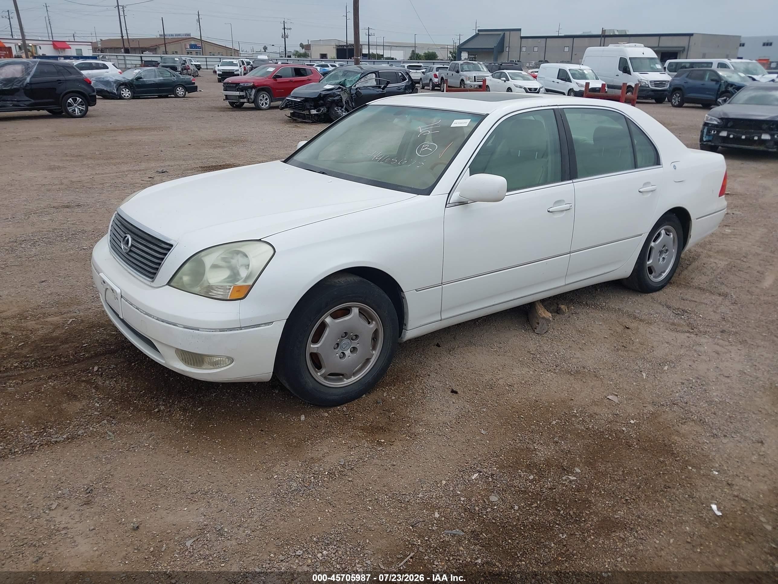 2002 Lexus Ls 430   White vin: JTHBN30F220061917