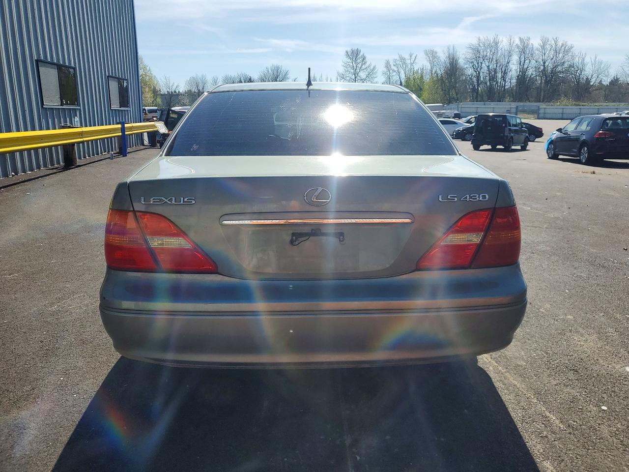 2002 Lexus Ls 430 Base Green vin: JTHBN30F220067474