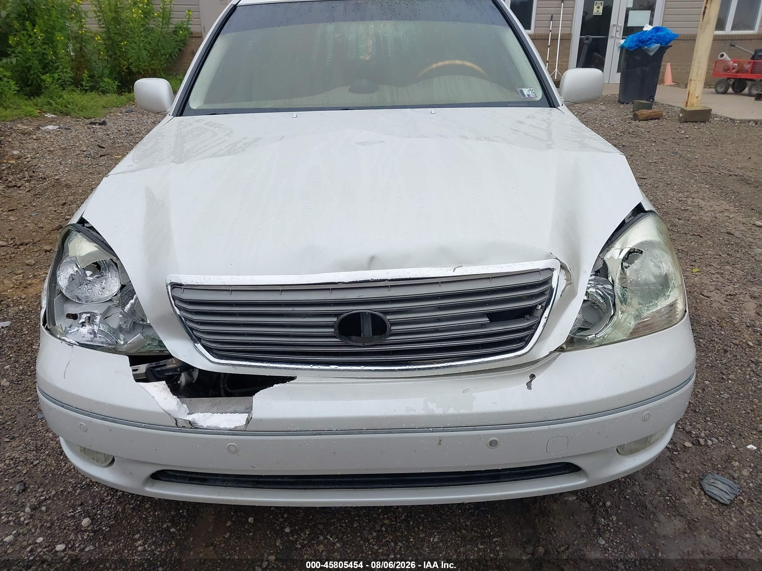 2003 Lexus Ls 430   White vin: JTHBN30F230107120