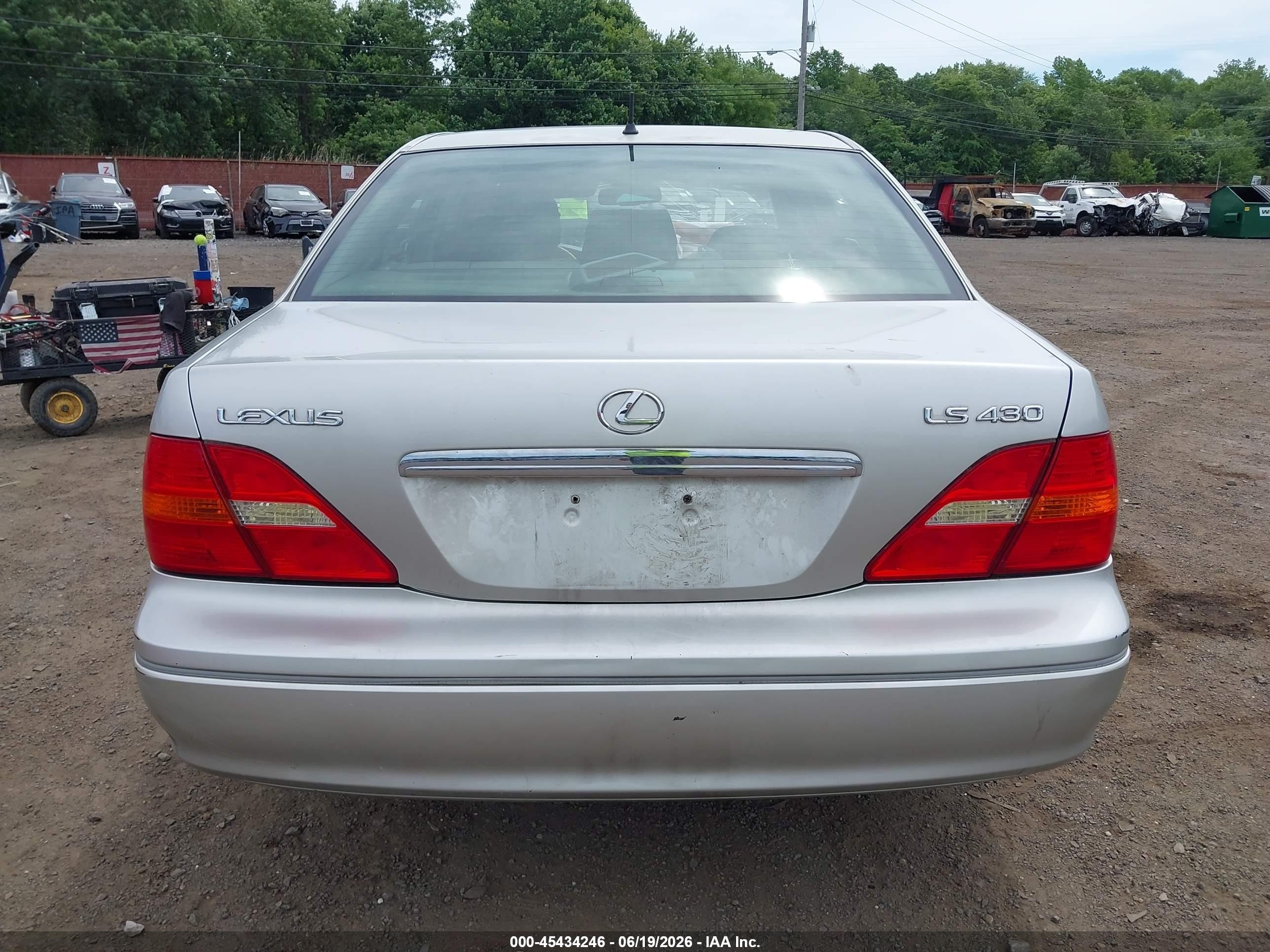 2001 Lexus Ls 430   Silver vin: JTHBN30F410021319