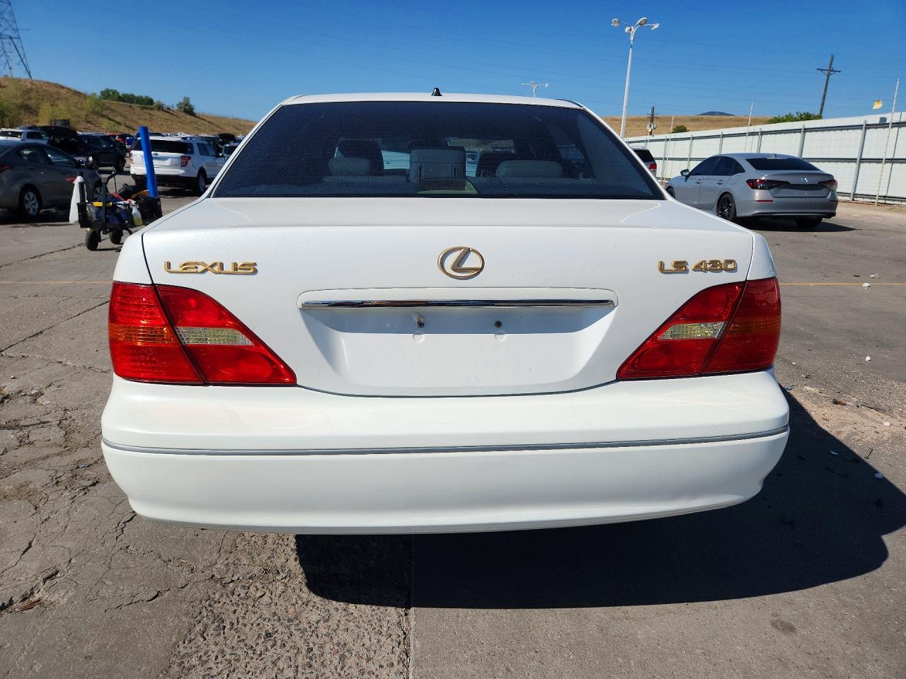 2002 Lexus Ls 430 White vin: JTHBN30F420079934