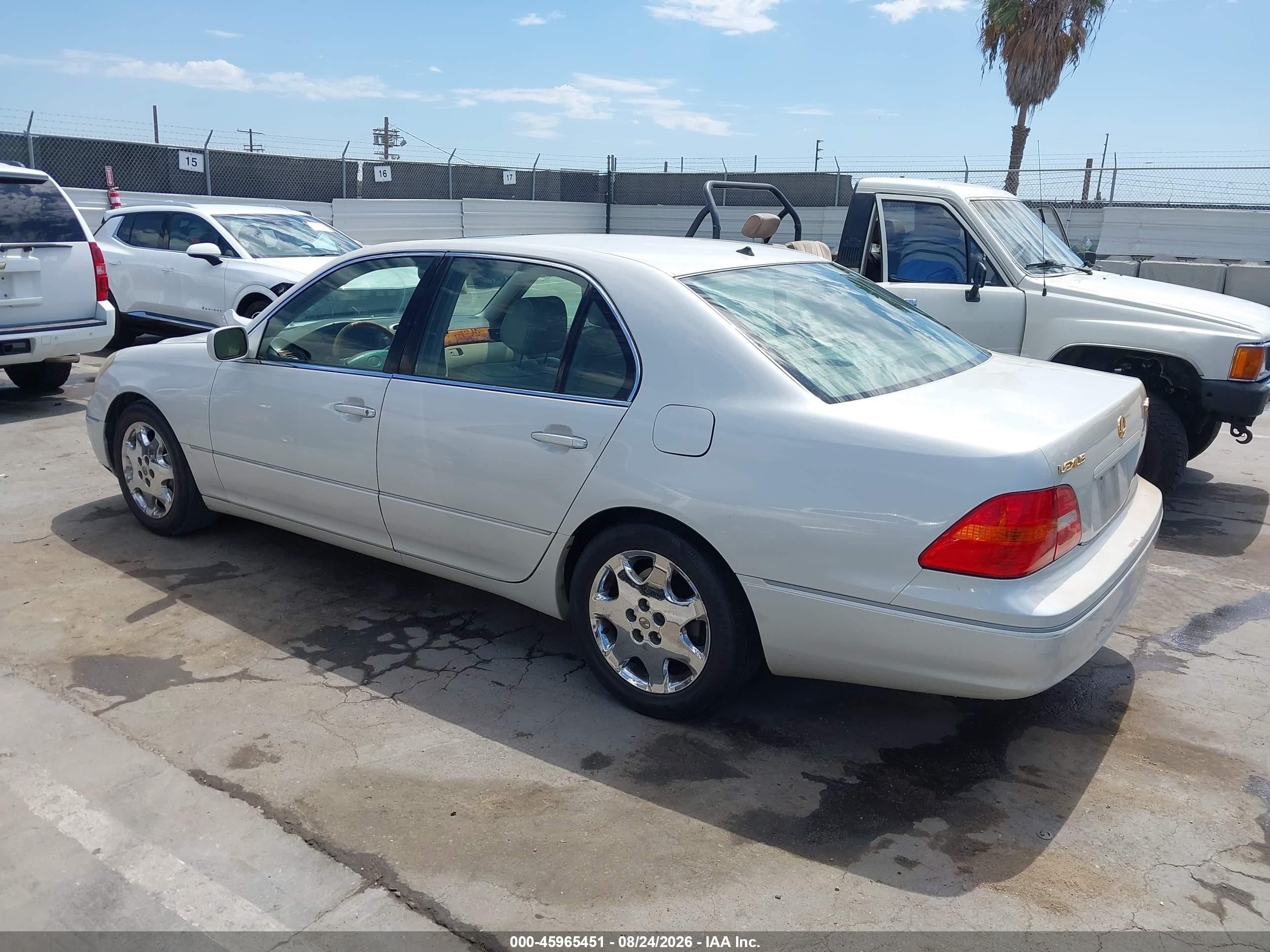 2001 Lexus Ls 430 White vin: JTHBN30F510021104