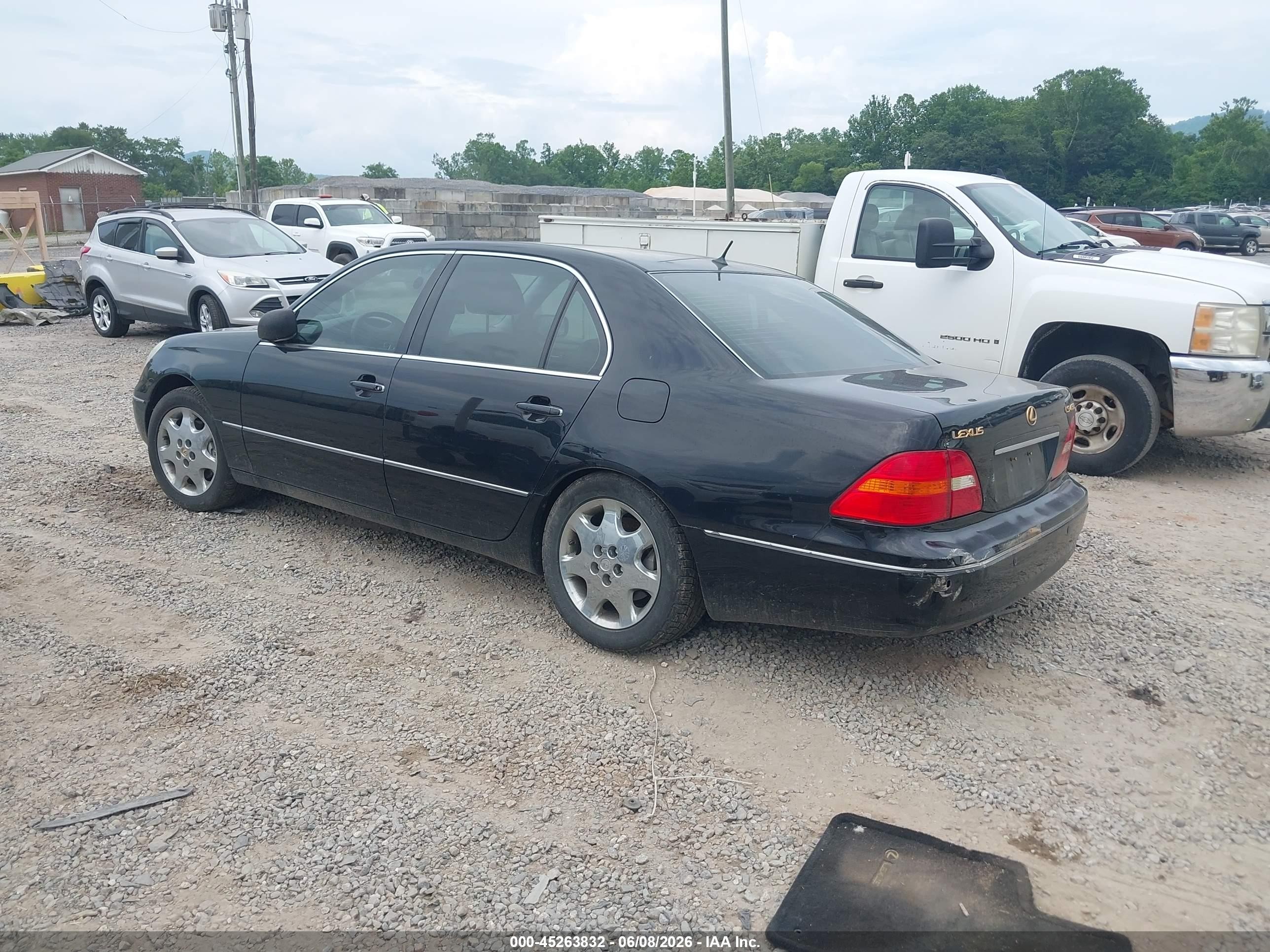 2002 Lexus Ls 430   Black vin: JTHBN30F520065895