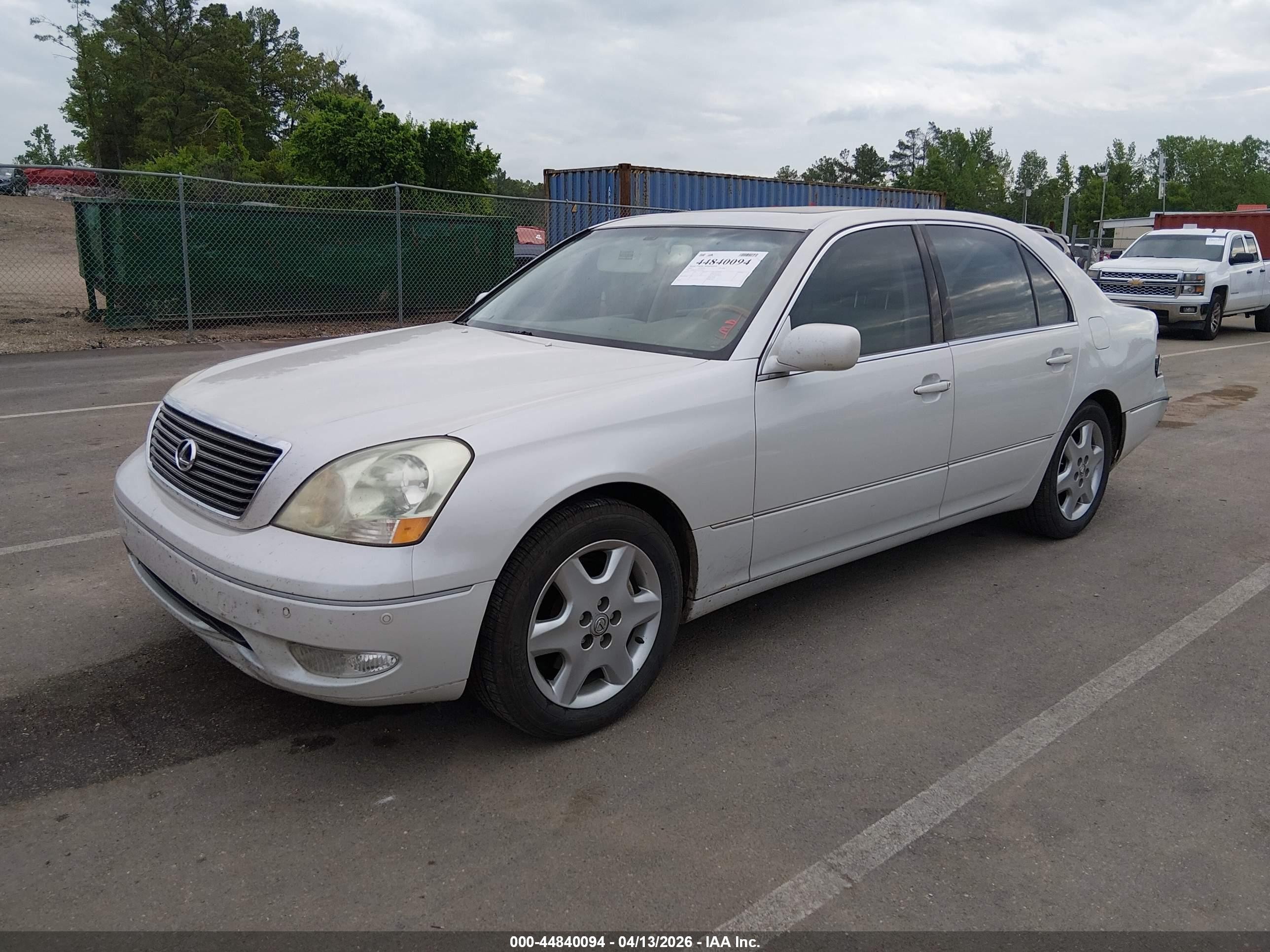 2003 Lexus Ls 430   White vin: JTHBN30F530119374