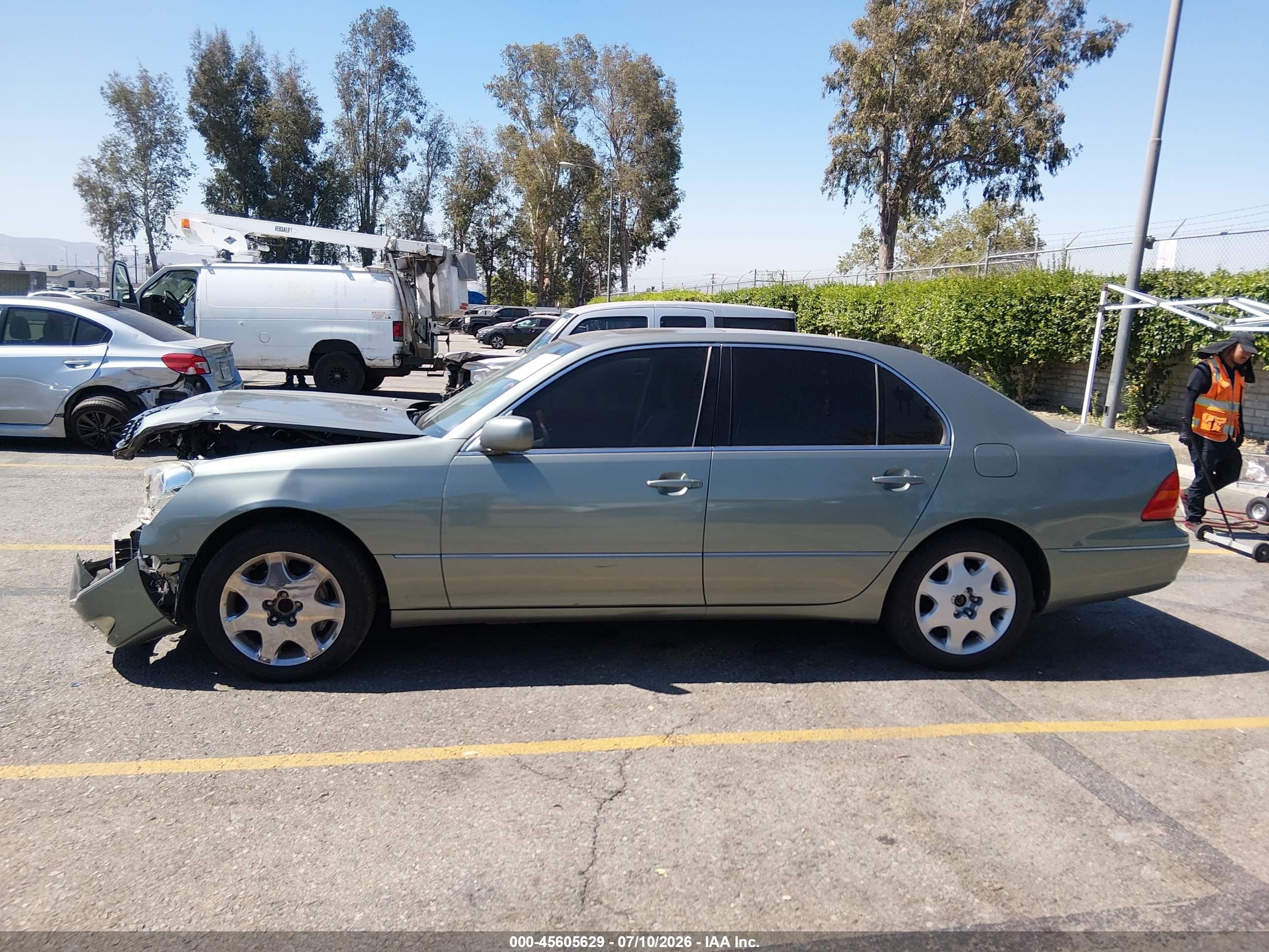 2001 Lexus Ls 430   Green vin: JTHBN30F610008815