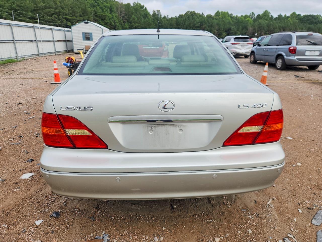 2003 Lexus Ls 430 Gold vin: JTHBN30F630107668