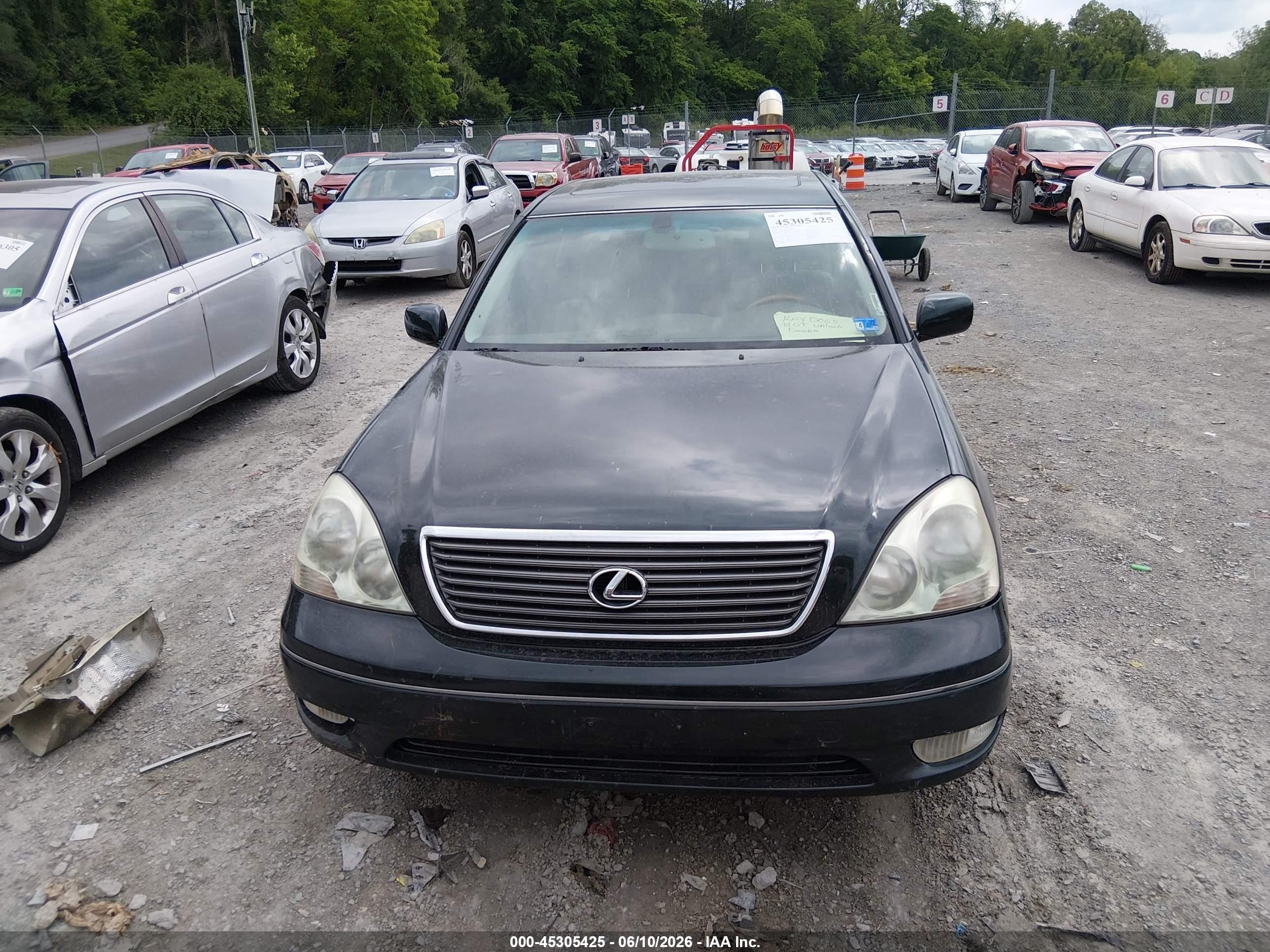 2001 Lexus Ls 430   Black vin: JTHBN30F810015944