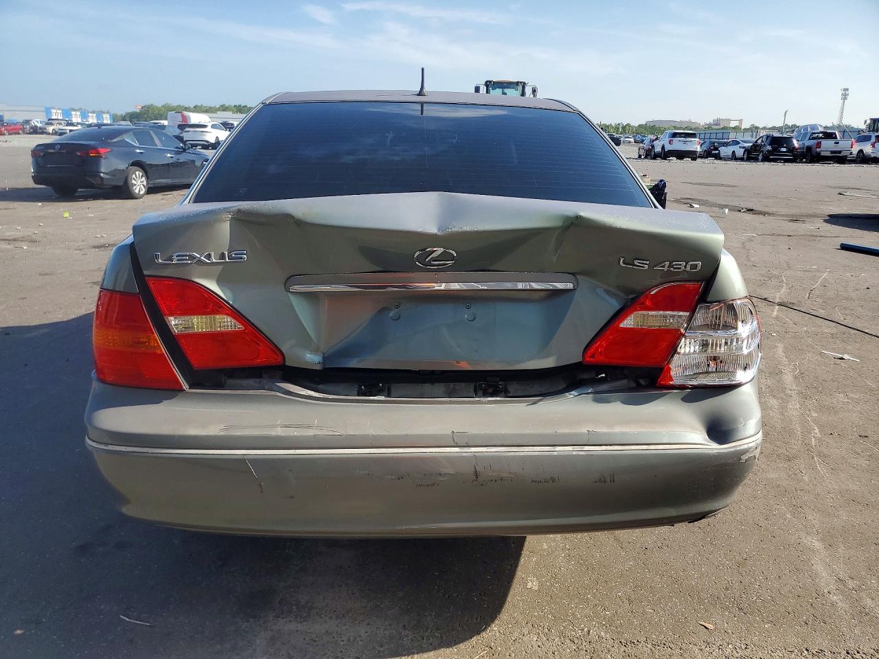 2002 Lexus Ls 430 Зеленый vin: JTHBN30F820073263