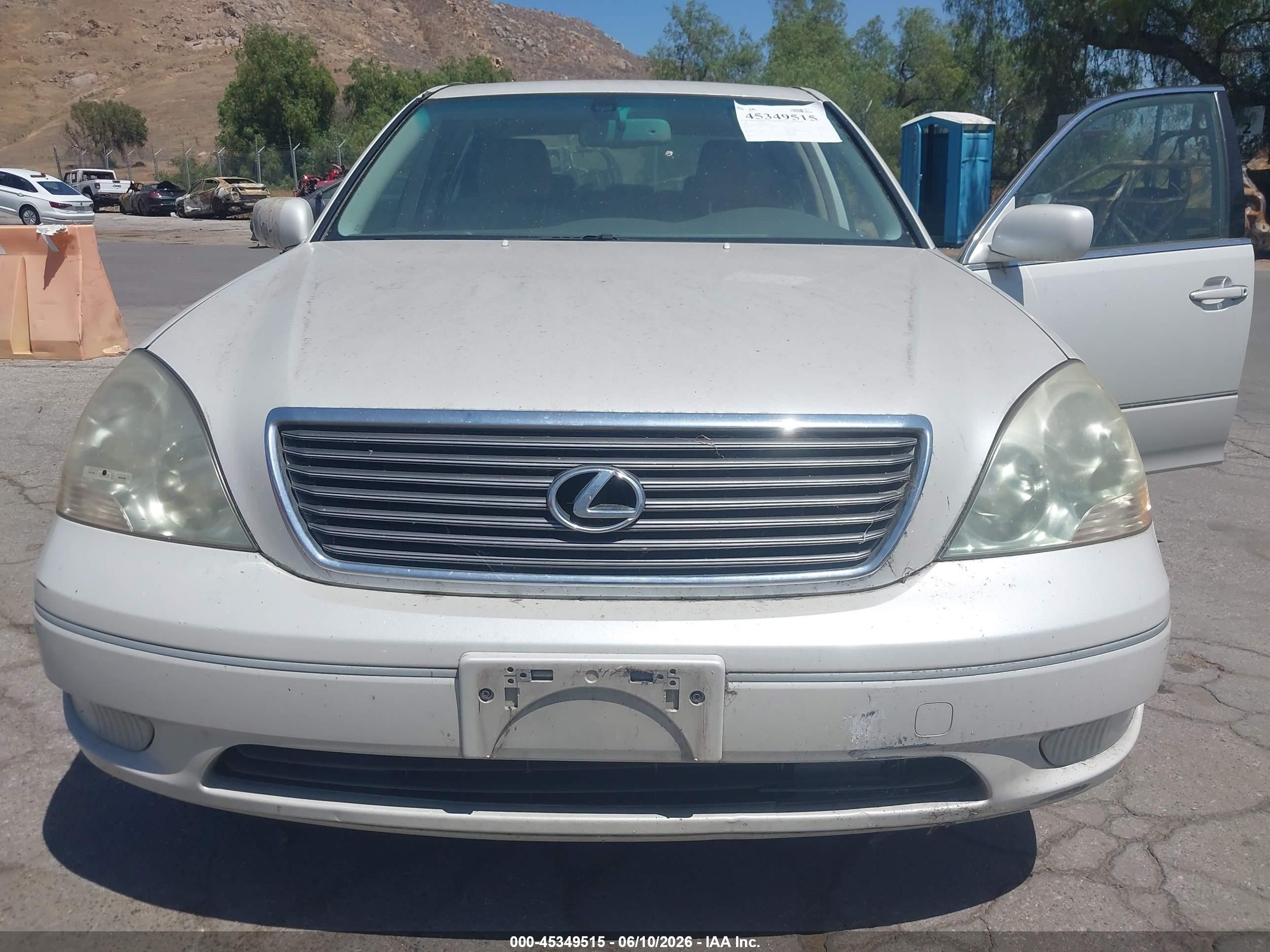 2001 Lexus Ls 430   White vin: JTHBN30F910025933