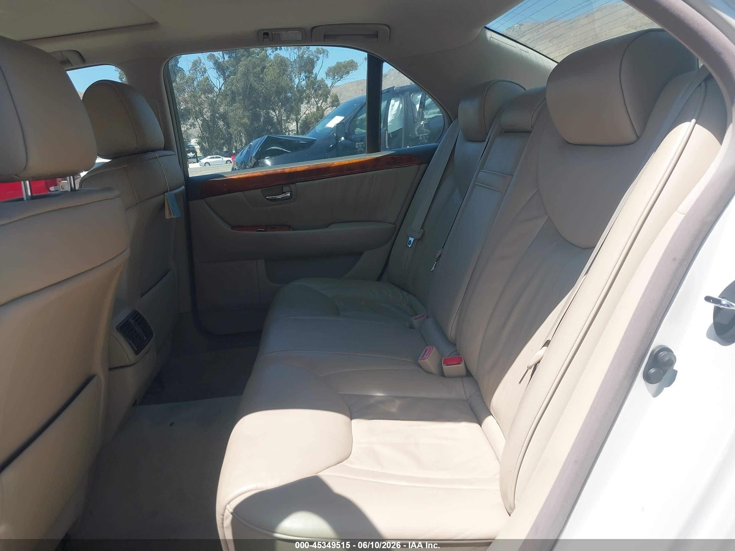 2001 Lexus Ls 430   White vin: JTHBN30F910025933