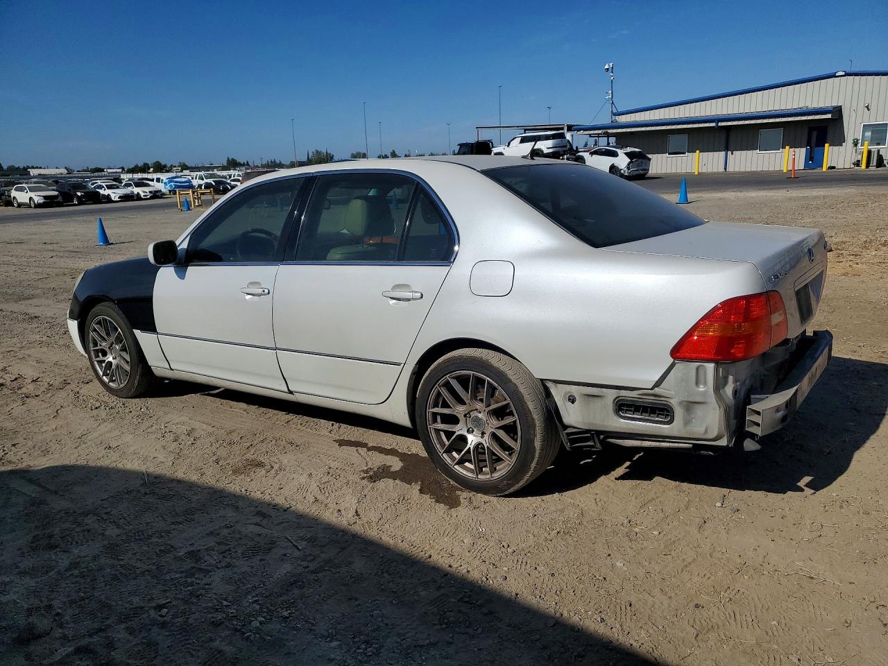 2002 Lexus Ls 430 White vin: JTHBN30F920053247