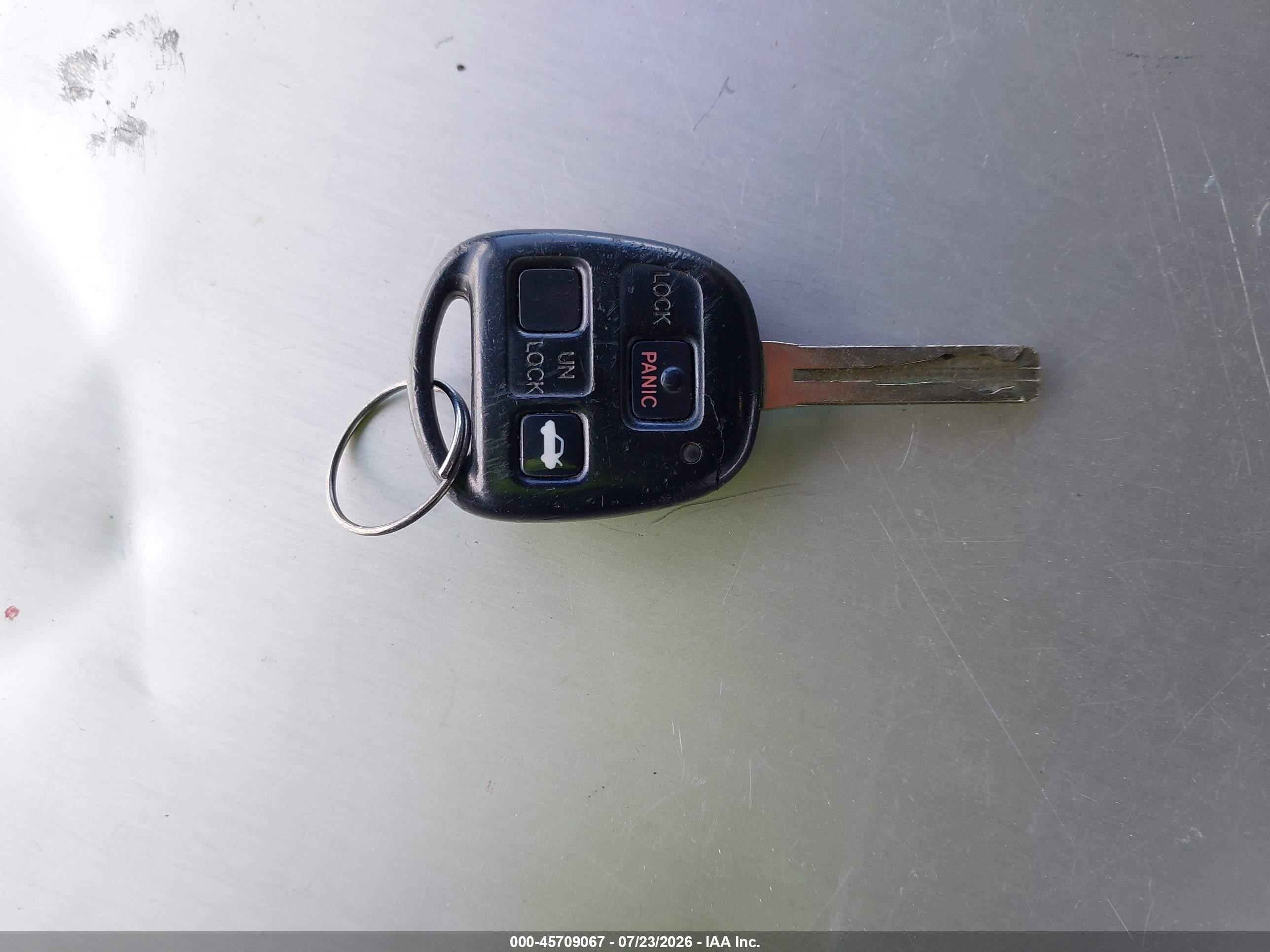 2003 Lexus Ls 430   Gold vin: JTHBN30F930122522