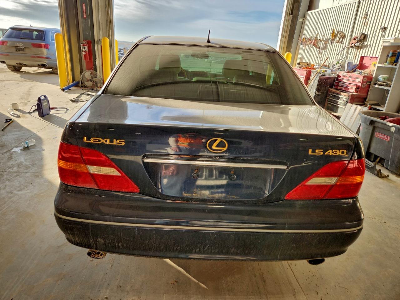 2001 Lexus Ls 430 Blue vin: JTHBN30FX10013791