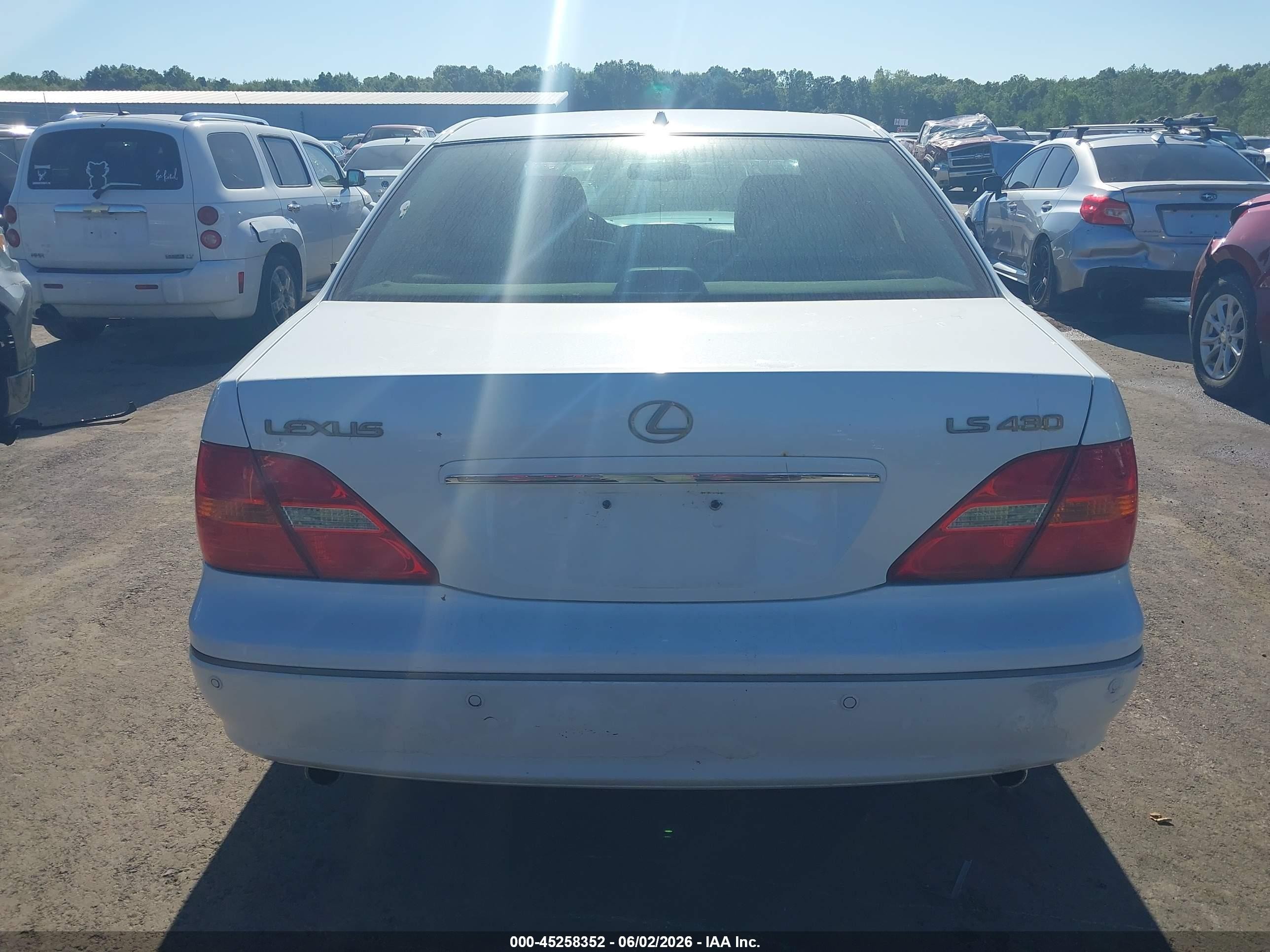 2001 Lexus Ls 430   White vin: JTHBN30FX10041915