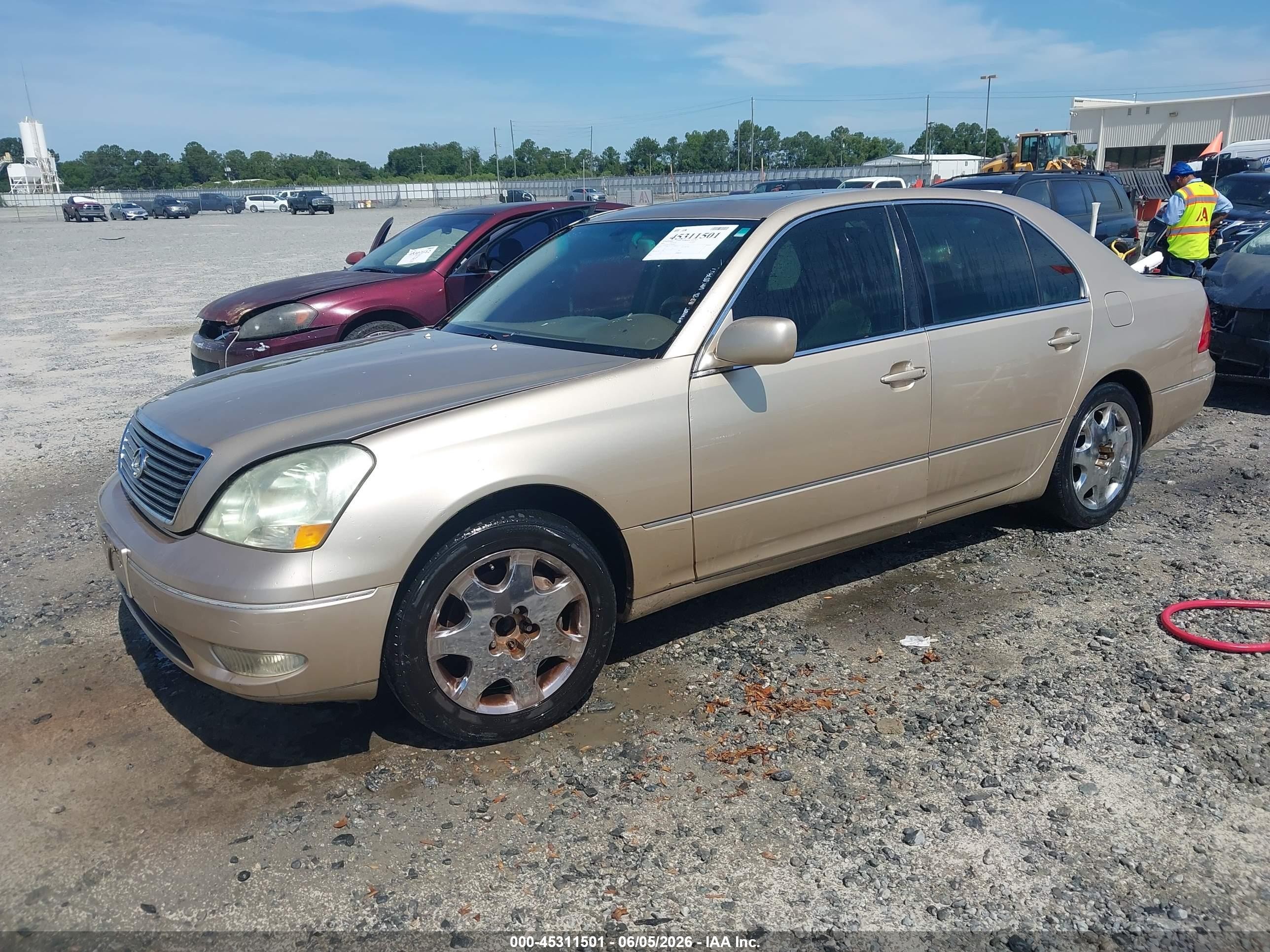 2001 Lexus Ls 430   Gold vin: JTHBN30FX10051957