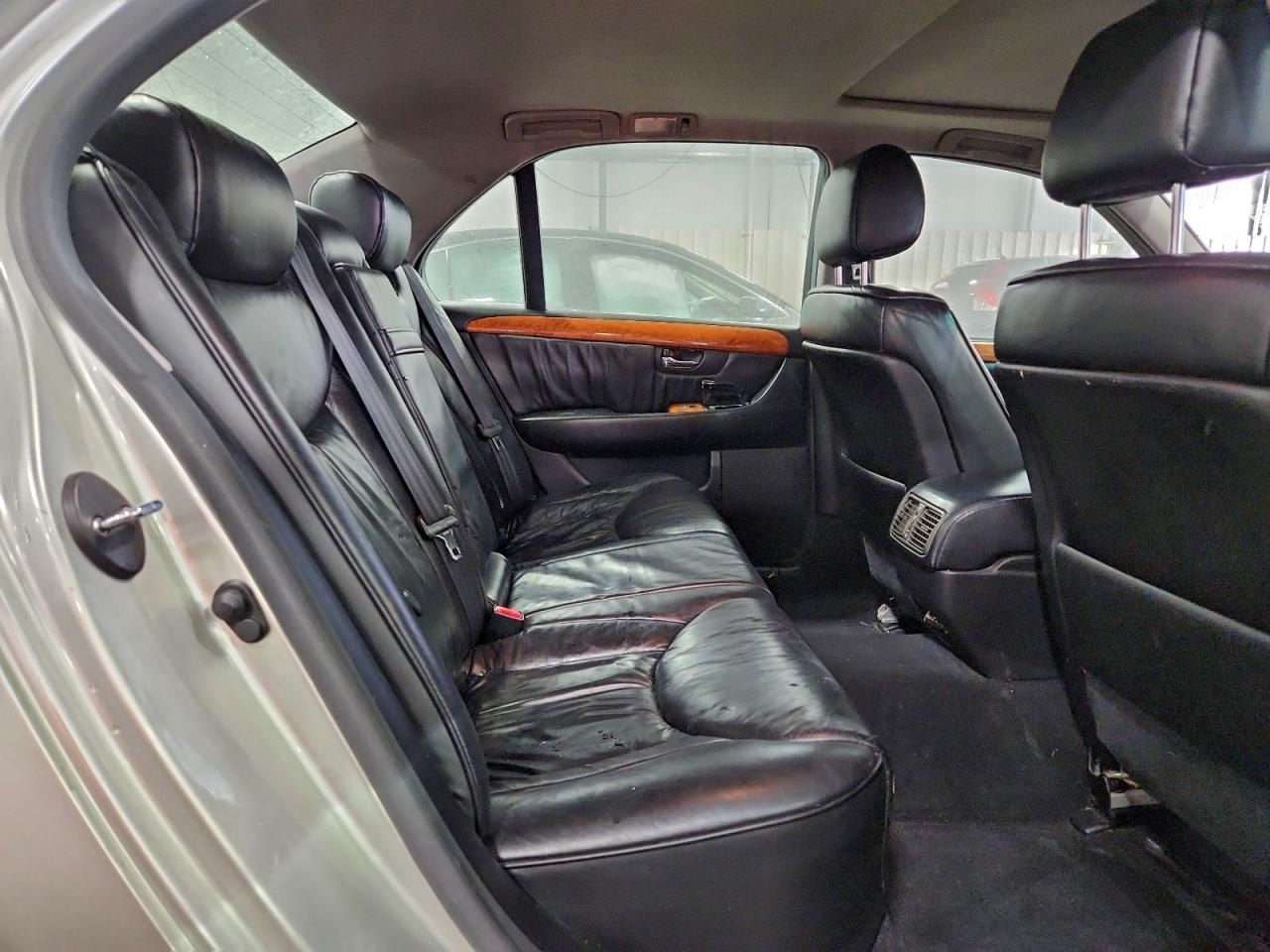 2002 Lexus Ls 430 Silver vin: JTHBN30FX20070395
