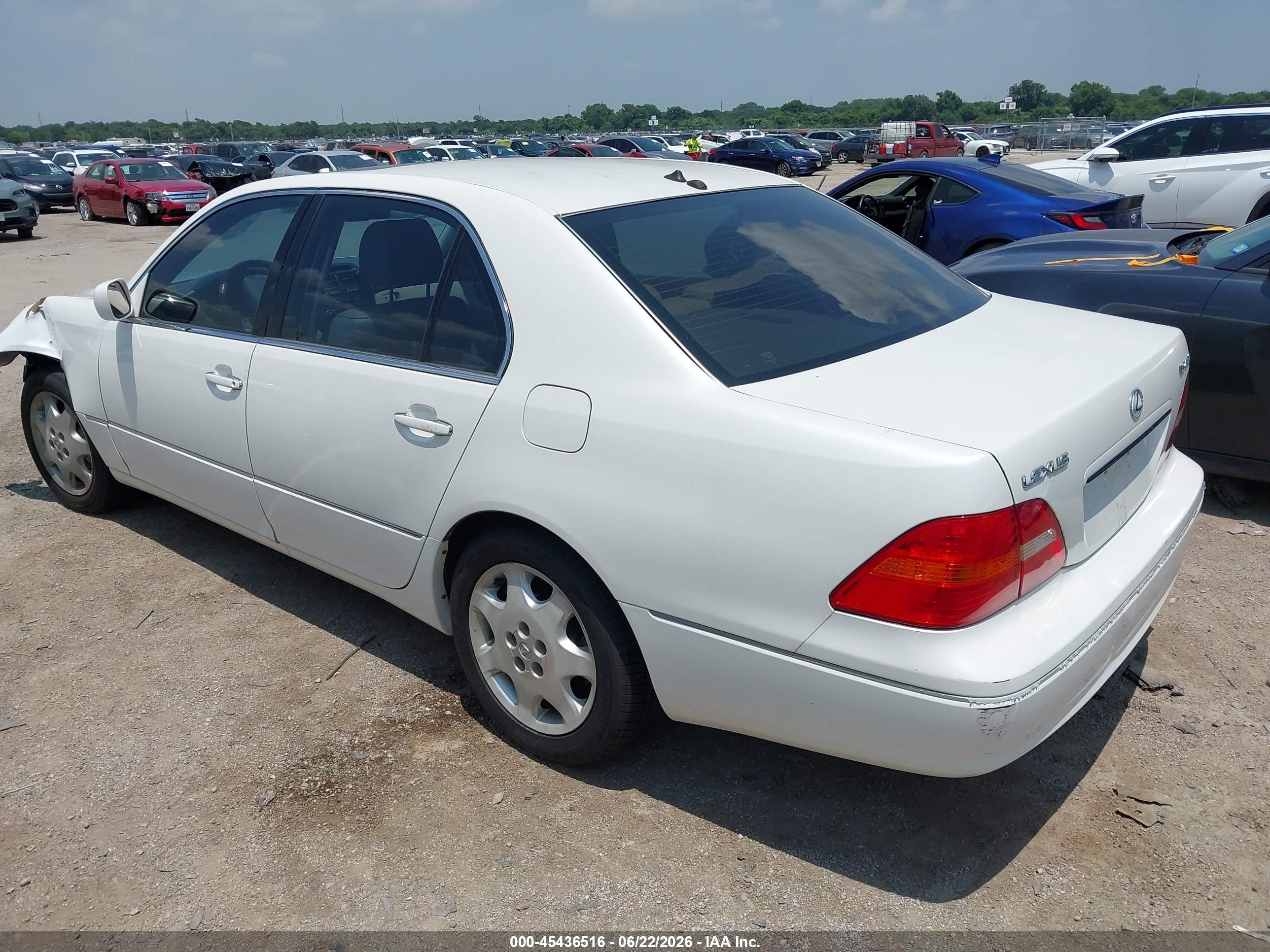2003 Lexus Ls 430   White vin: JTHBN30FX30115580