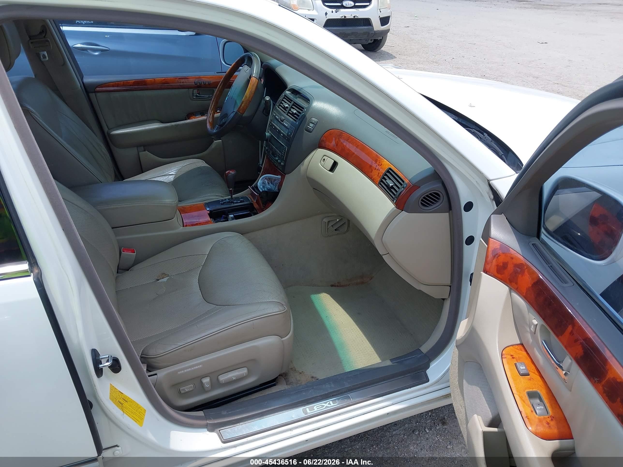 2003 Lexus Ls 430   White vin: JTHBN30FX30115580