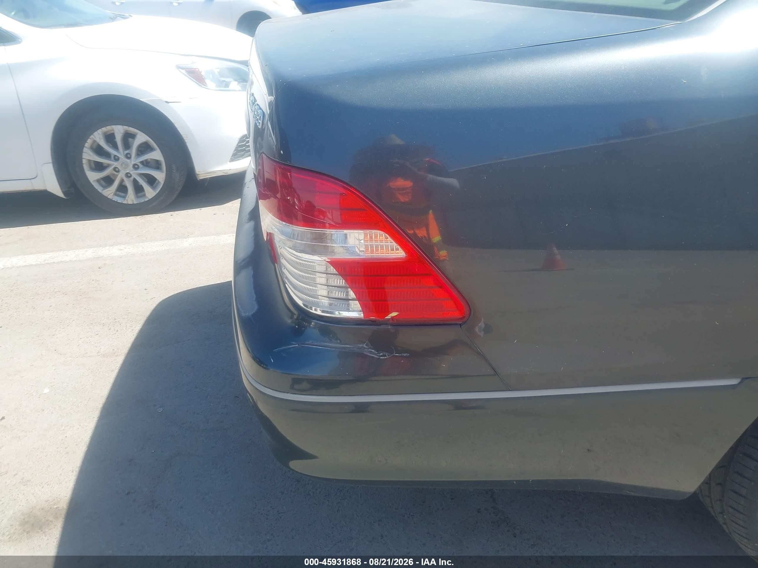 2004 Lexus Ls 430   Gray vin: JTHBN36F040146121