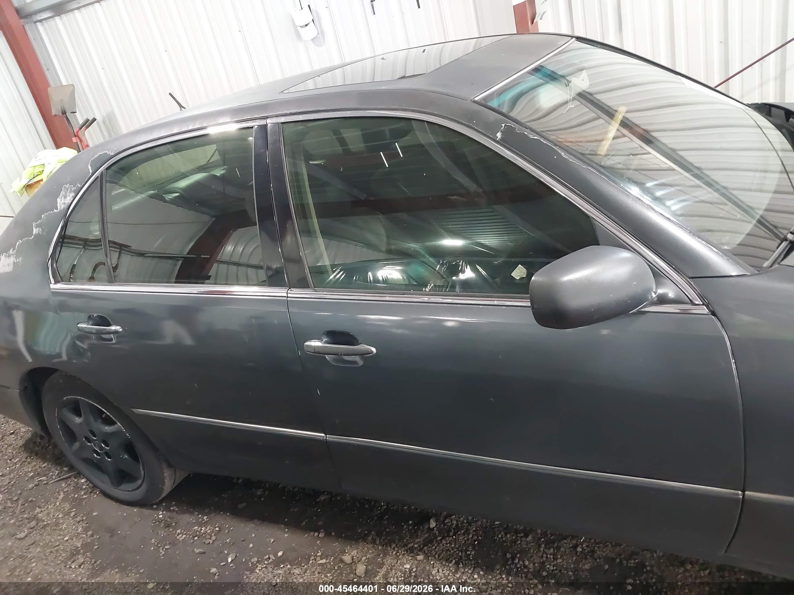 2004 Lexus Ls 430   Черный vin: JTHBN36F040173335