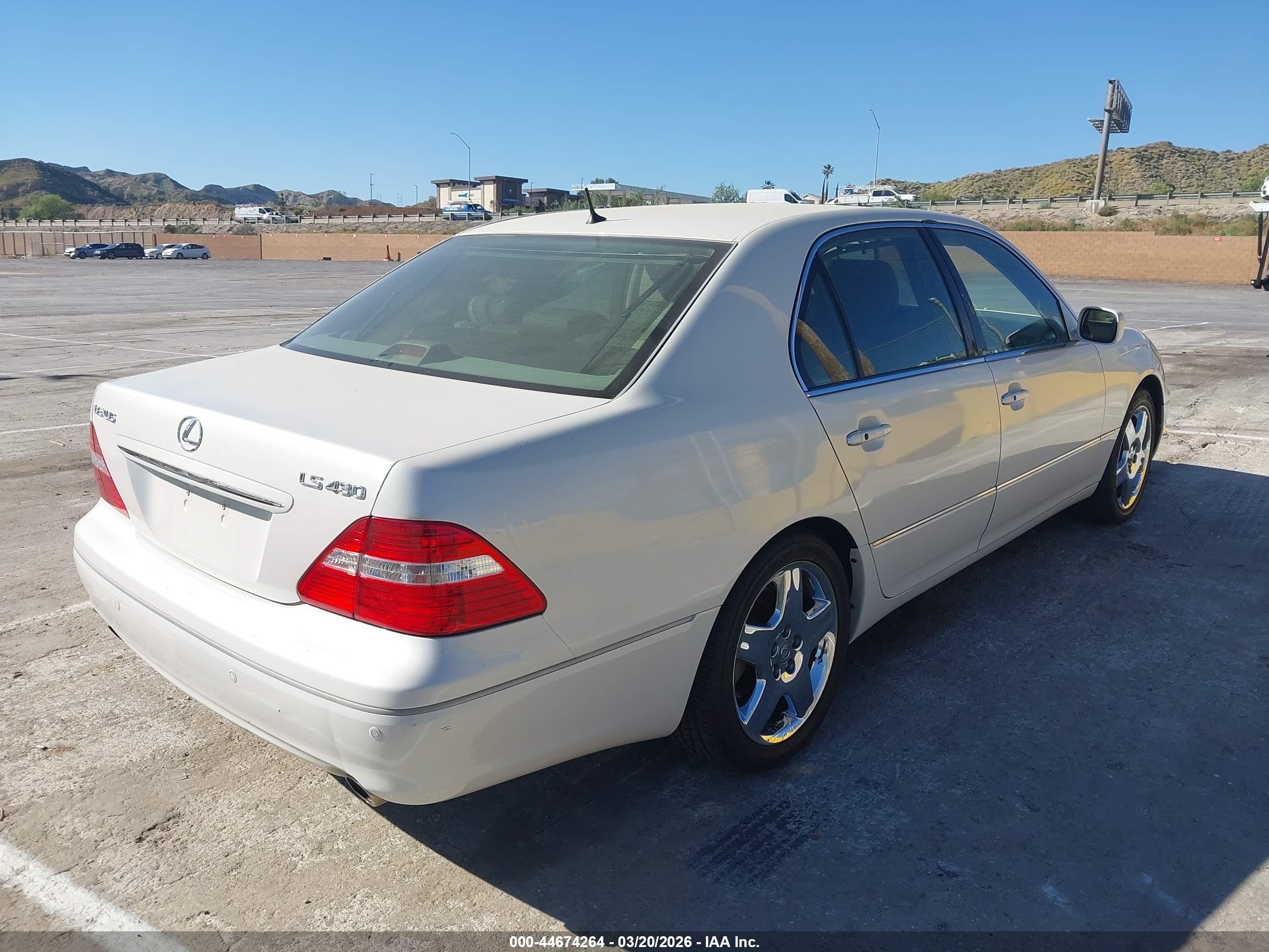 2005 Lexus Ls 430   White vin: JTHBN36F055003657