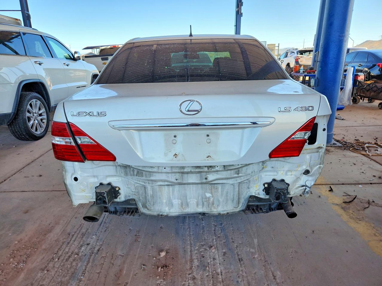 2004 Lexus Ls 430 White vin: JTHBN36F140134589