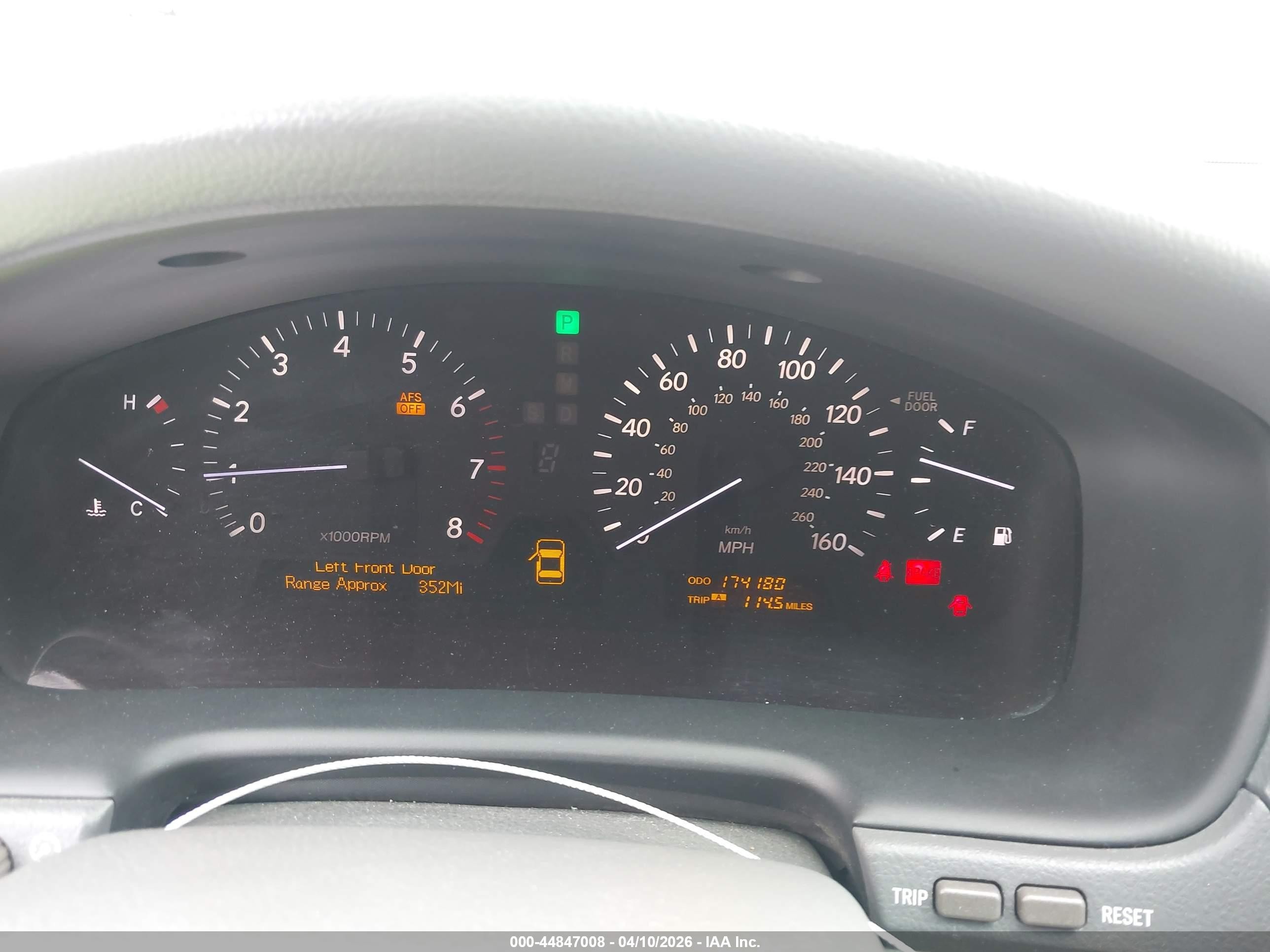 2005 Lexus Ls 430   Серый vin: JTHBN36F155017986