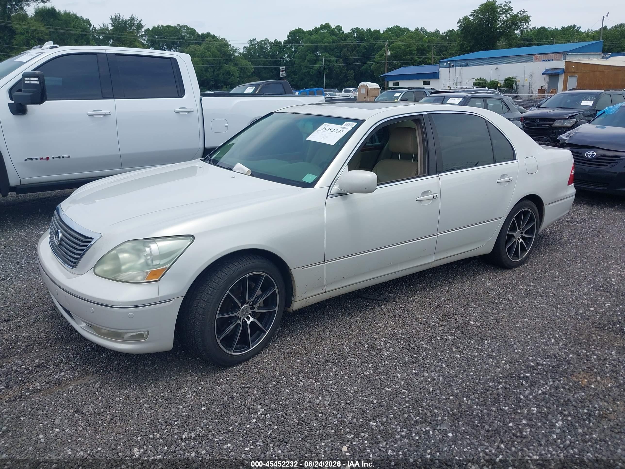 2005 Lexus Ls 430   White vin: JTHBN36F255028320