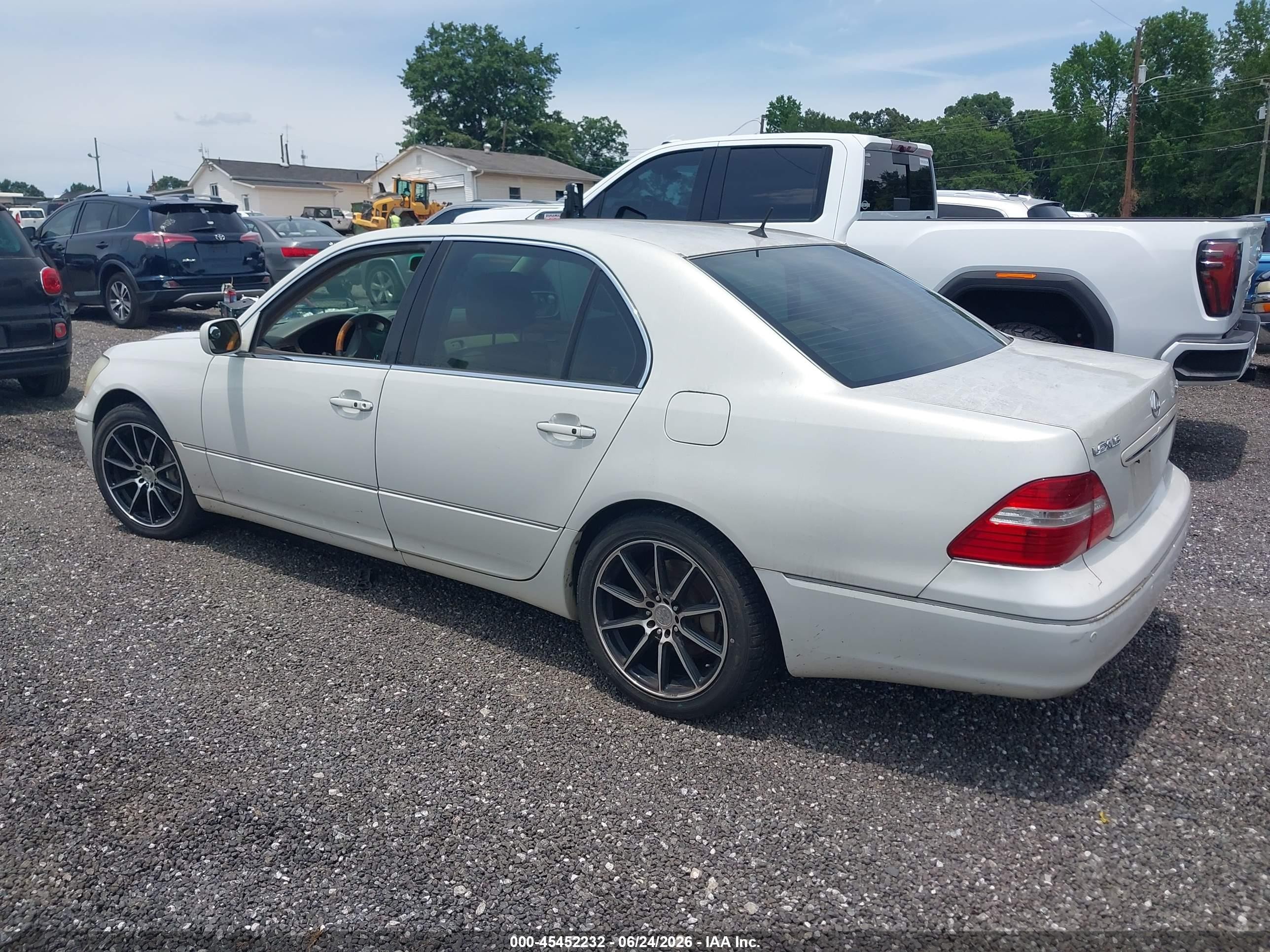 2005 Lexus Ls 430   White vin: JTHBN36F255028320