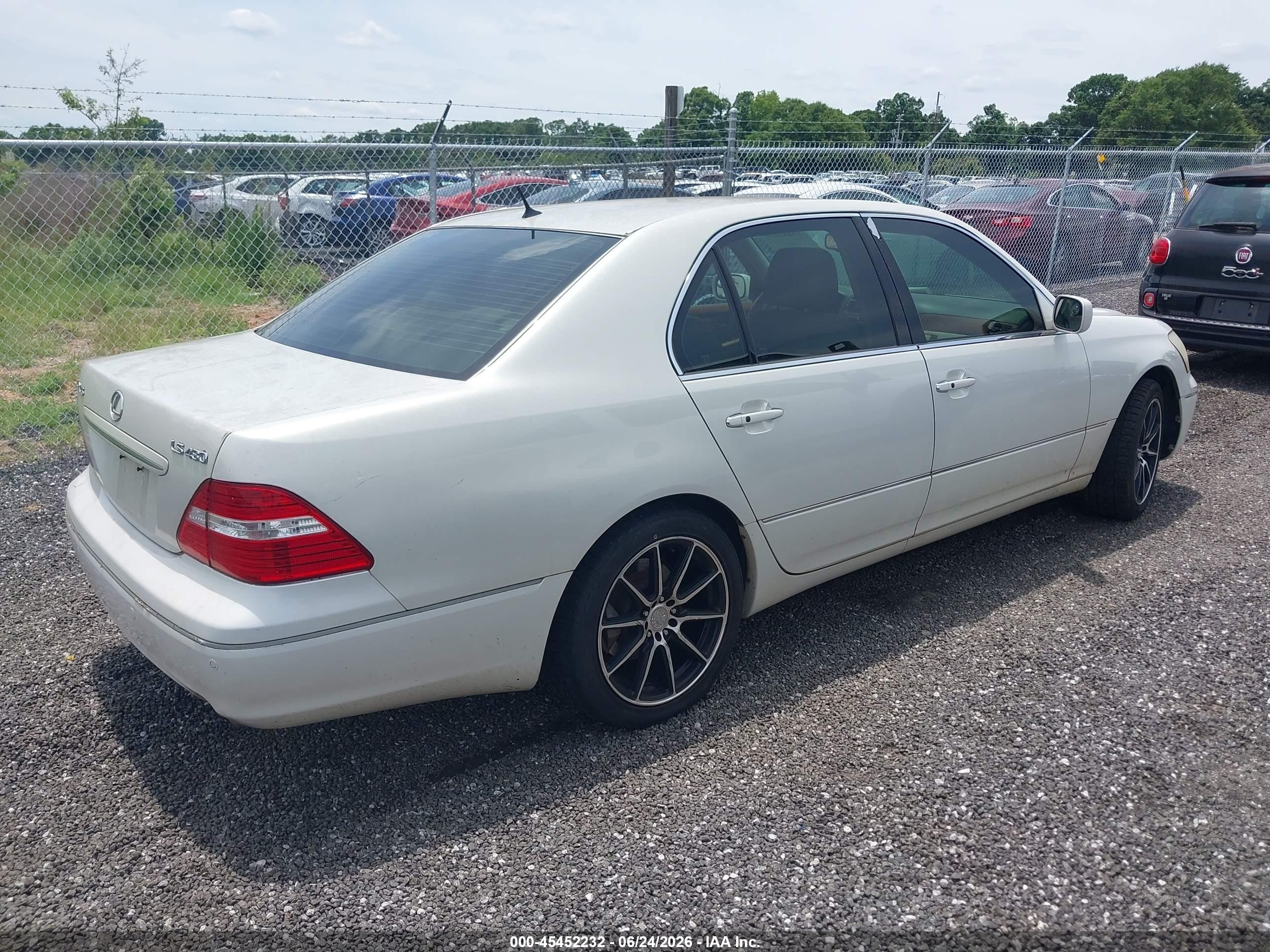 2005 Lexus Ls 430   White vin: JTHBN36F255028320