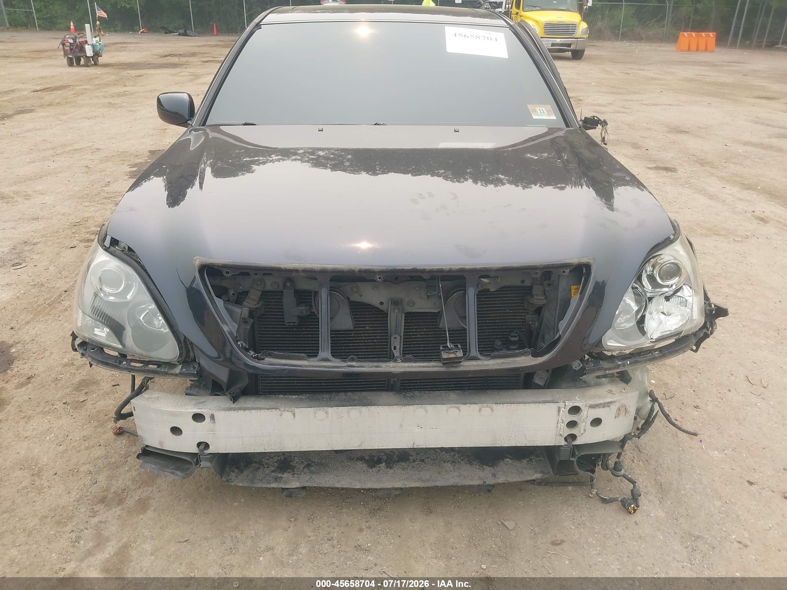 2004 Lexus Ls 430   Черный vin: JTHBN36F340138708