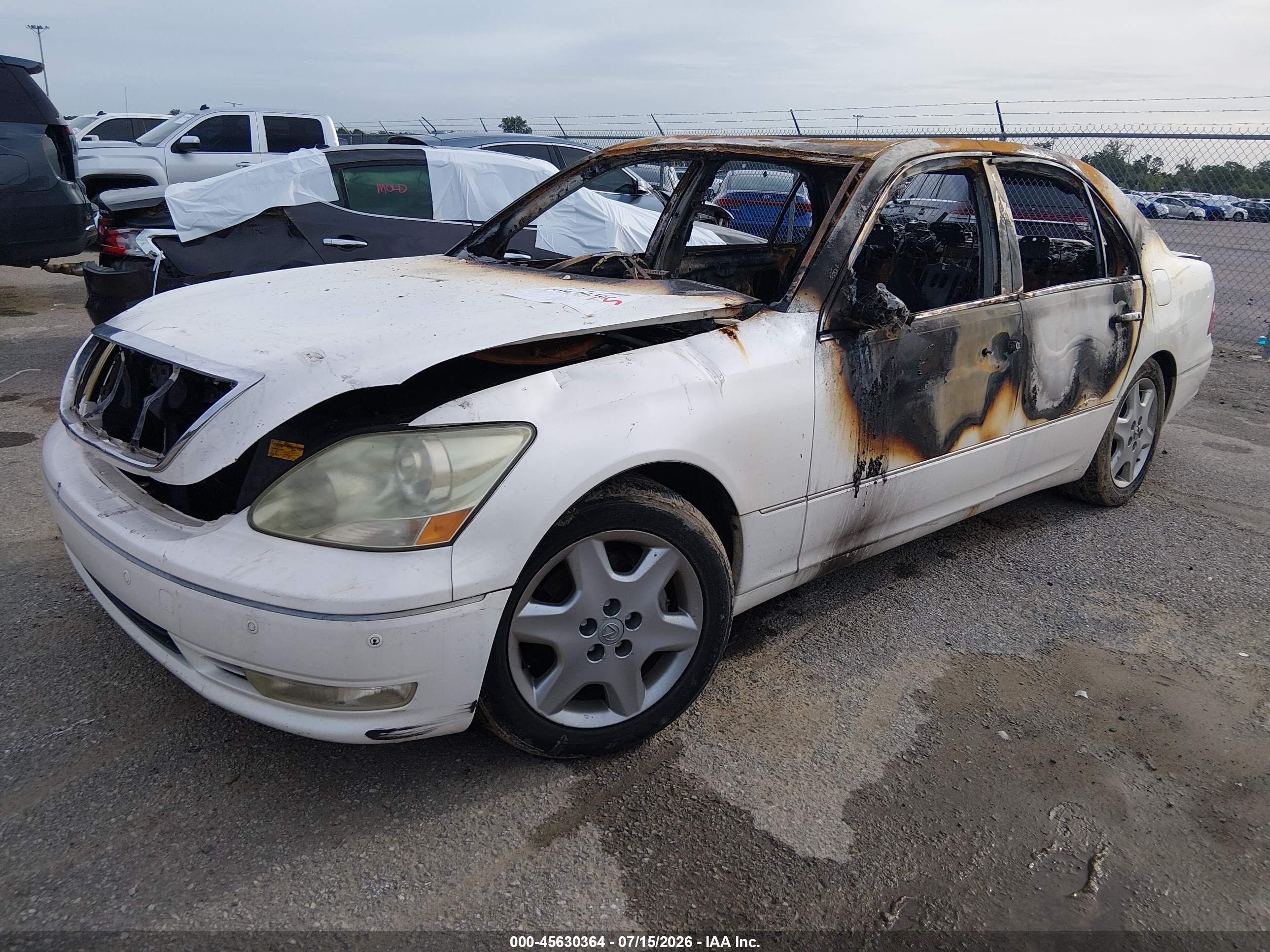 2004 Lexus Ls 430   White vin: JTHBN36F340142094