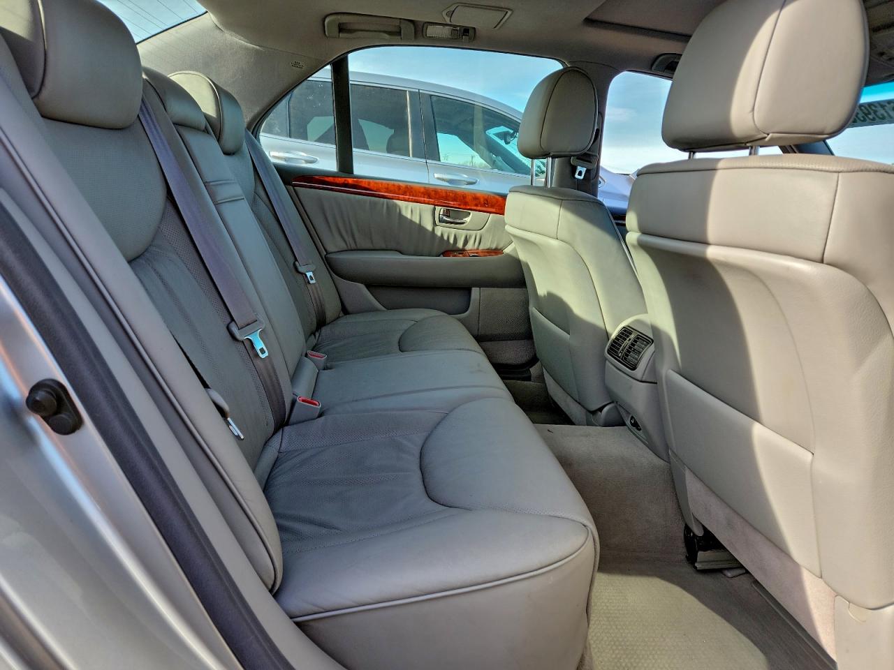 2004 Lexus Ls 430 Silver vin: JTHBN36F440162063