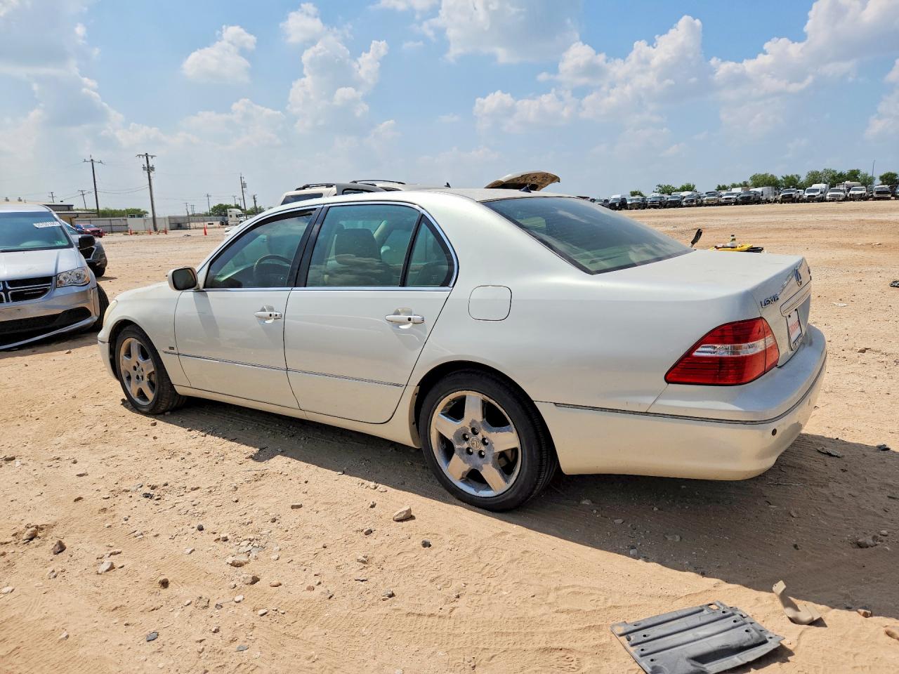2004 Lexus Ls 430 White vin: JTHBN36F640162324