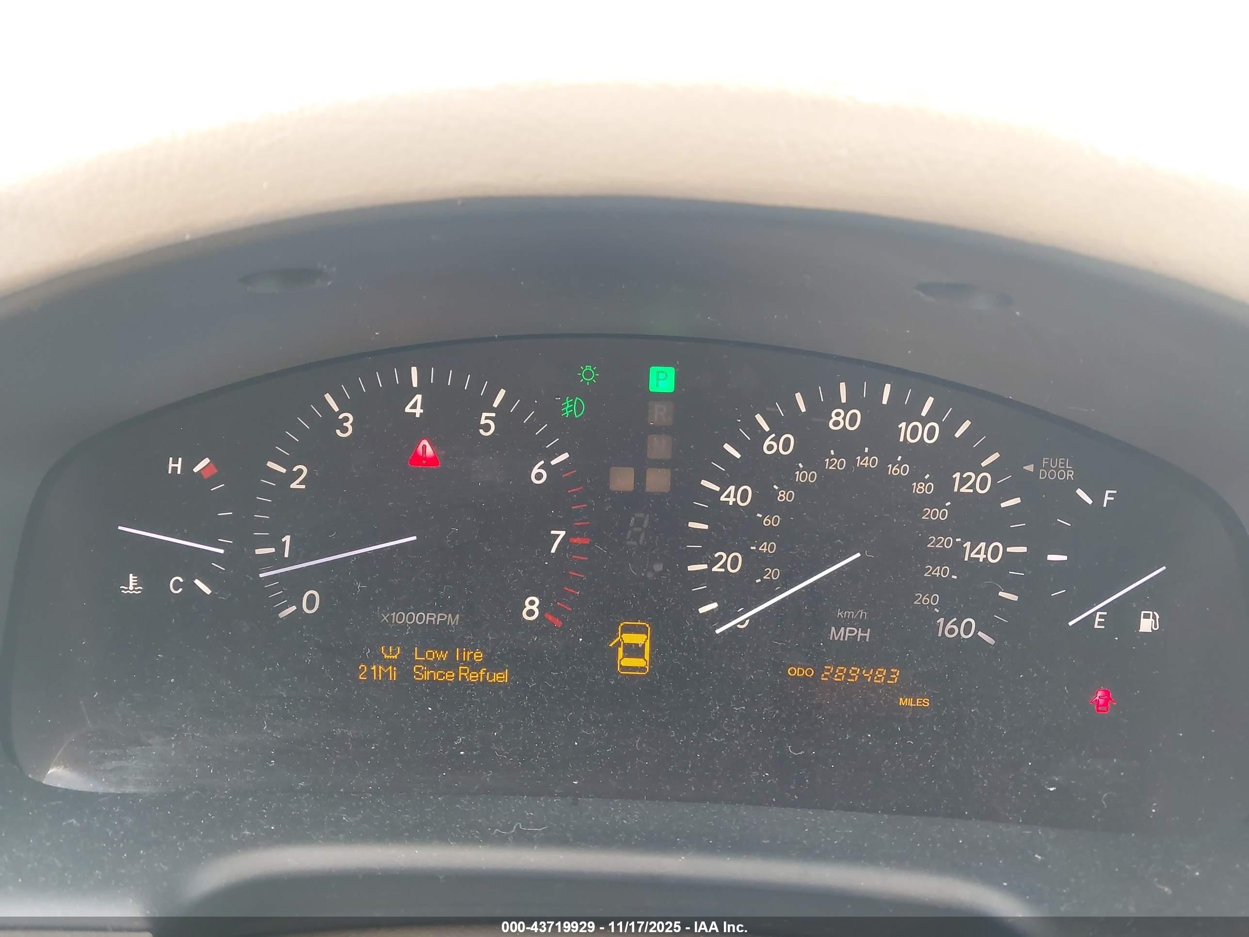 2005 Lexus Ls 430 Серый vin: JTHBN36F750177884