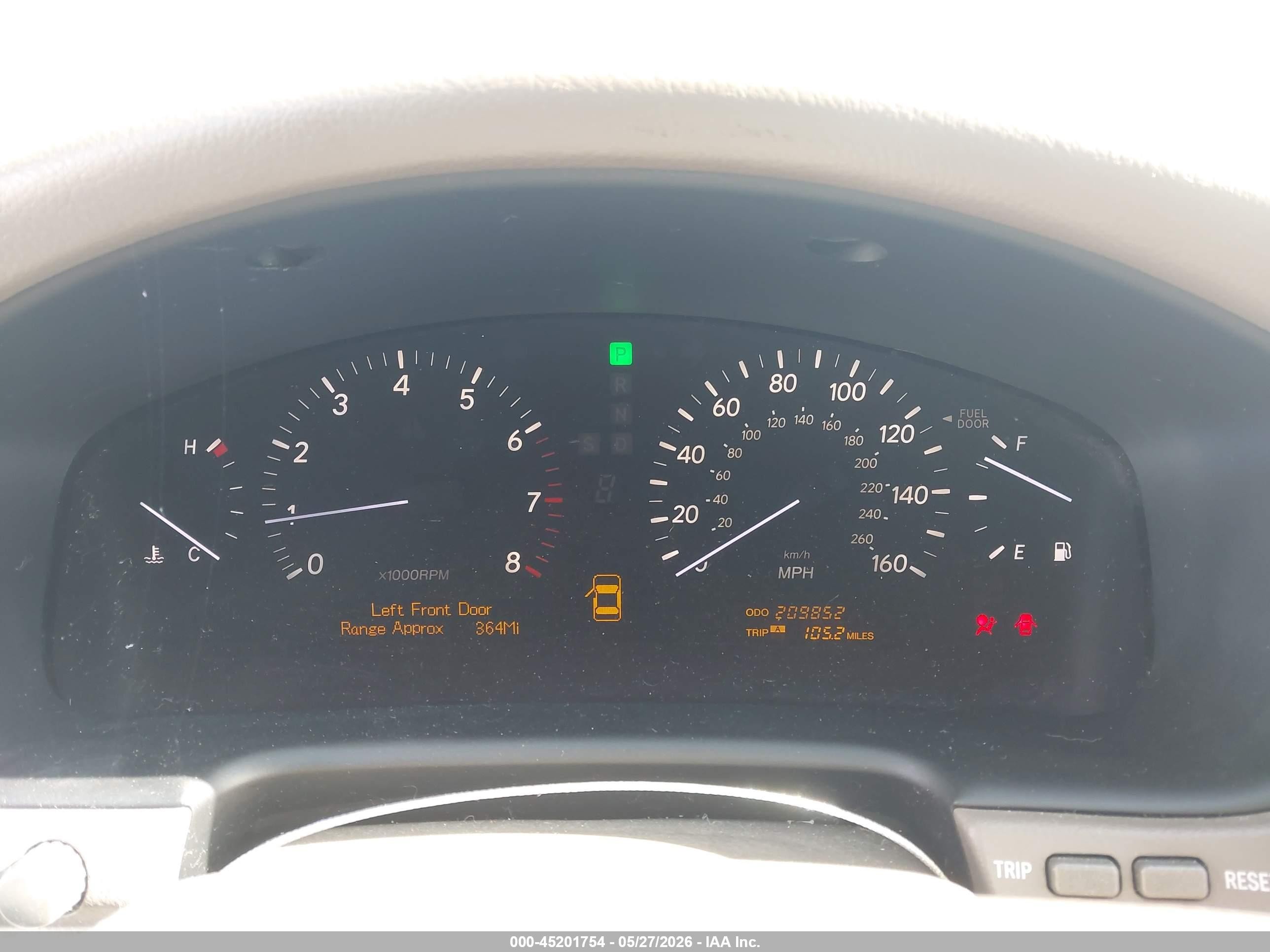 2004 Lexus Ls 430   White vin: JTHBN36F940146537