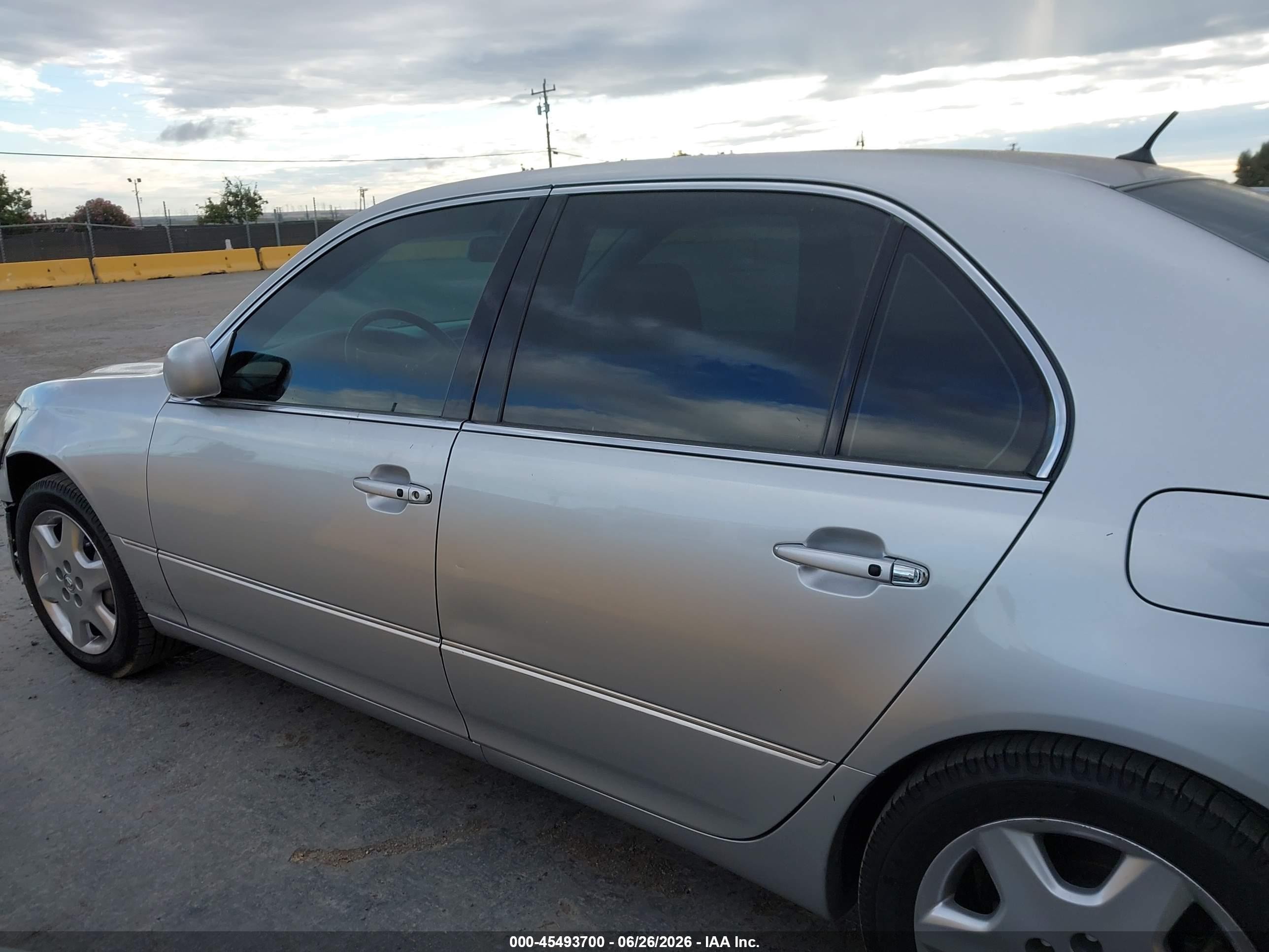 2004 Lexus Ls 430   Gray vin: JTHBN36F940154394
