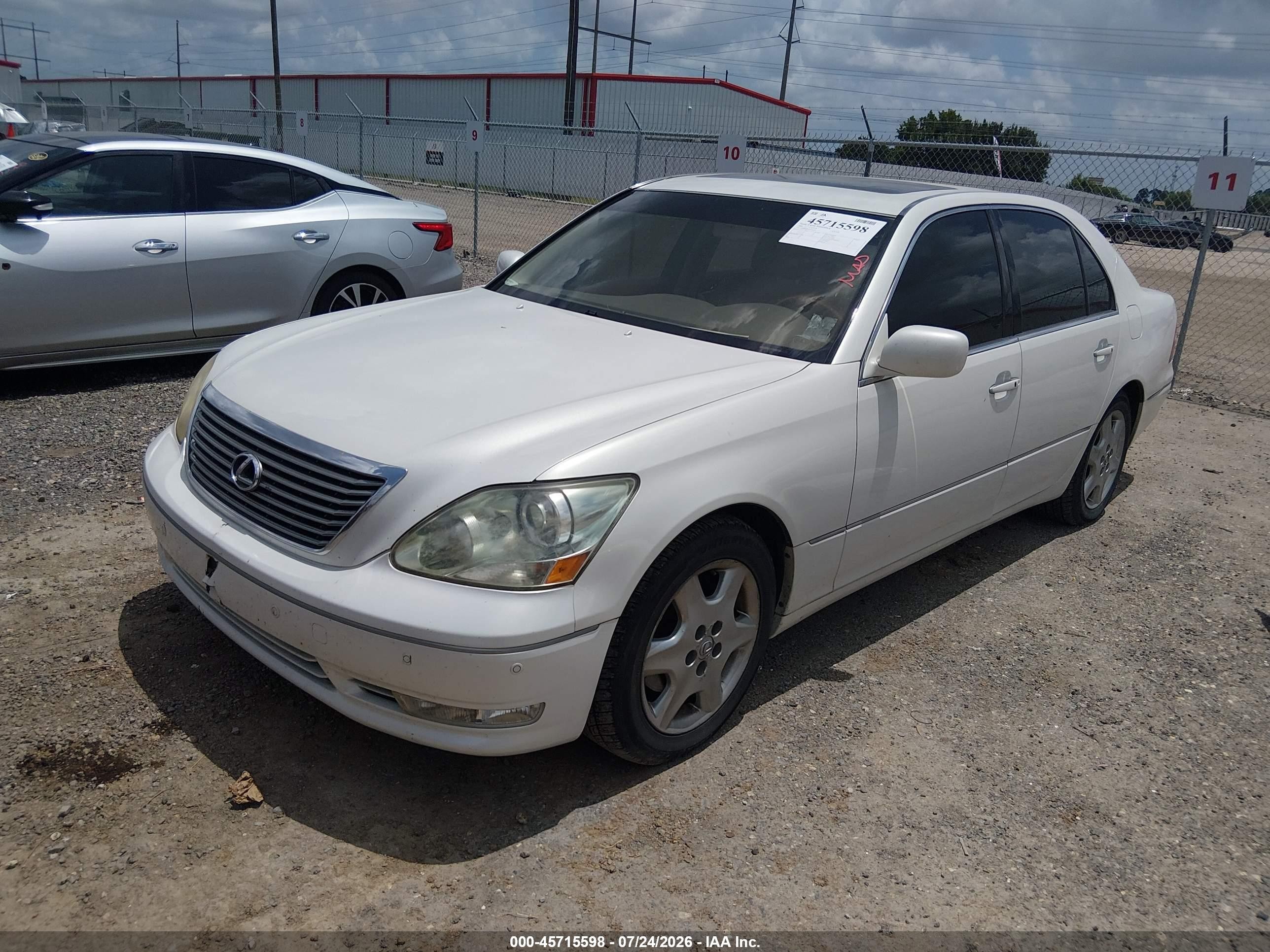 2004 Lexus Ls 430   White vin: JTHBN36FX40142349