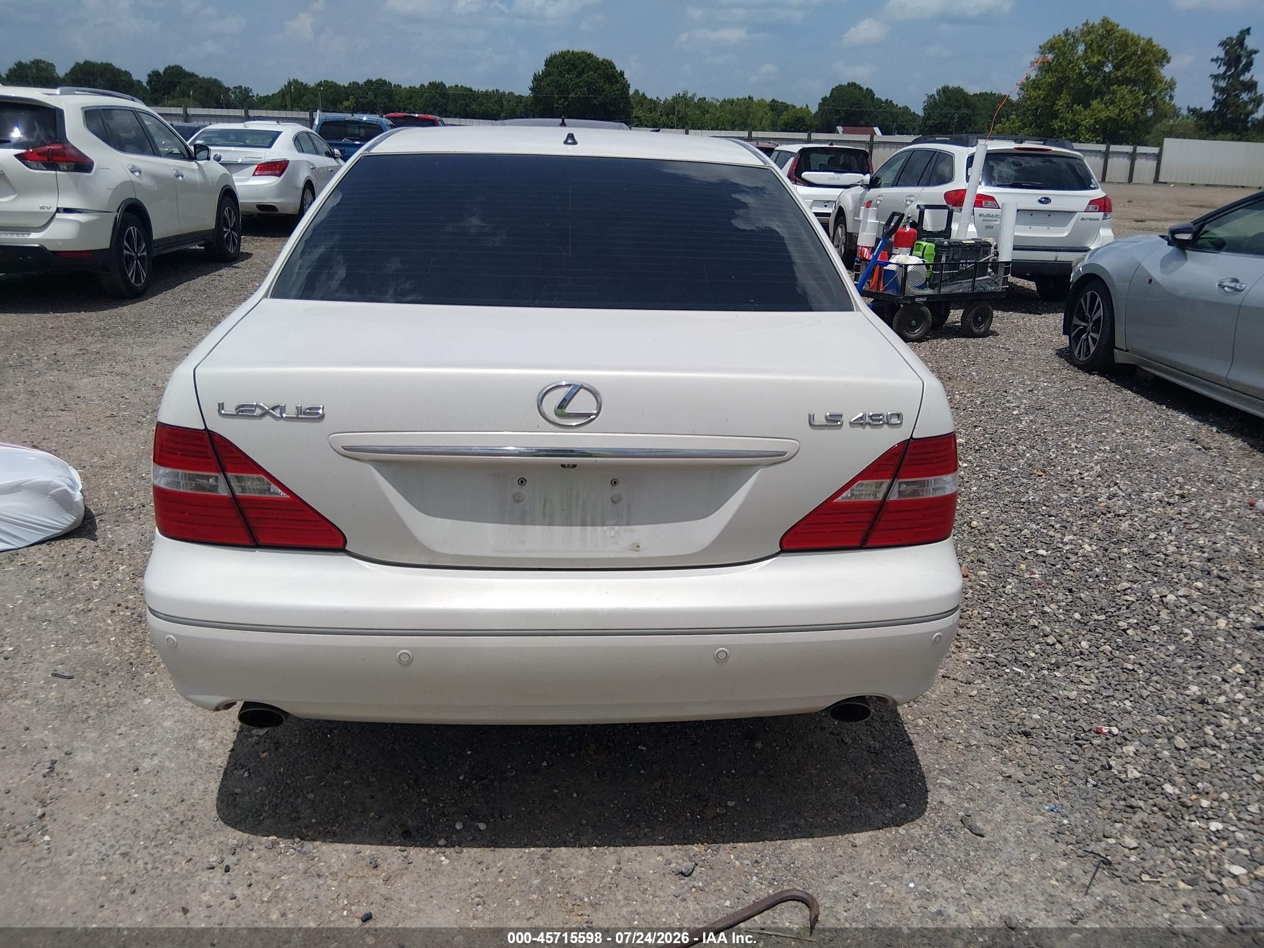2004 Lexus Ls 430   White vin: JTHBN36FX40142349