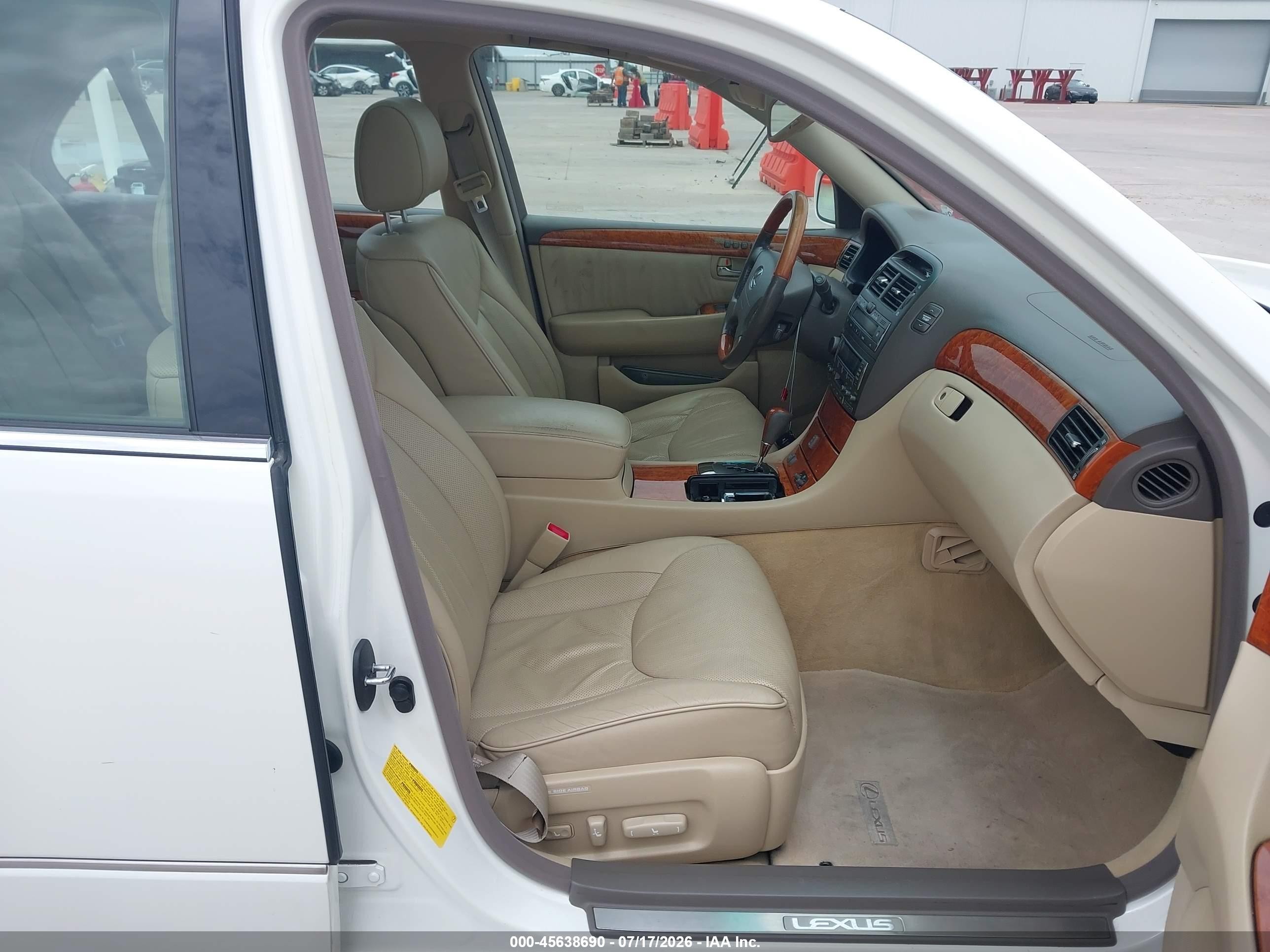 2004 Lexus Ls 430   White vin: JTHBN36FX40163380
