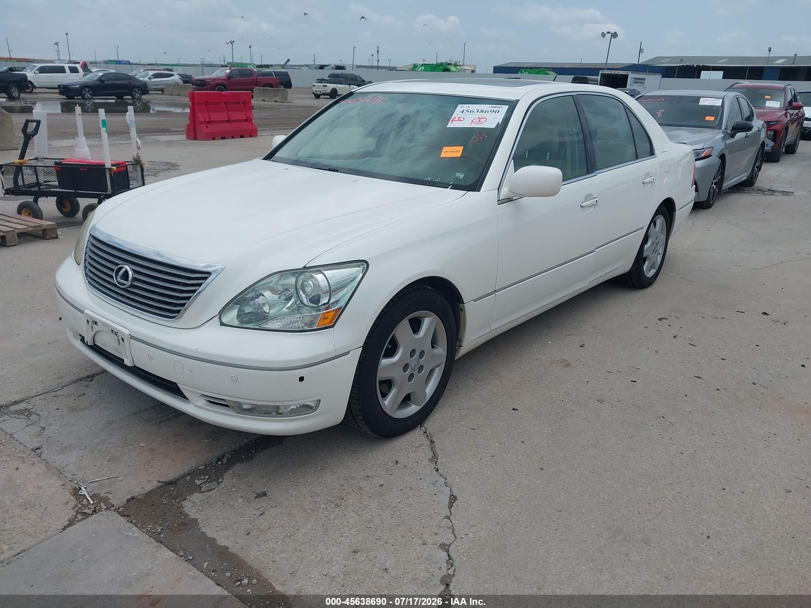 2004 Lexus Ls 430   White vin: JTHBN36FX40163380