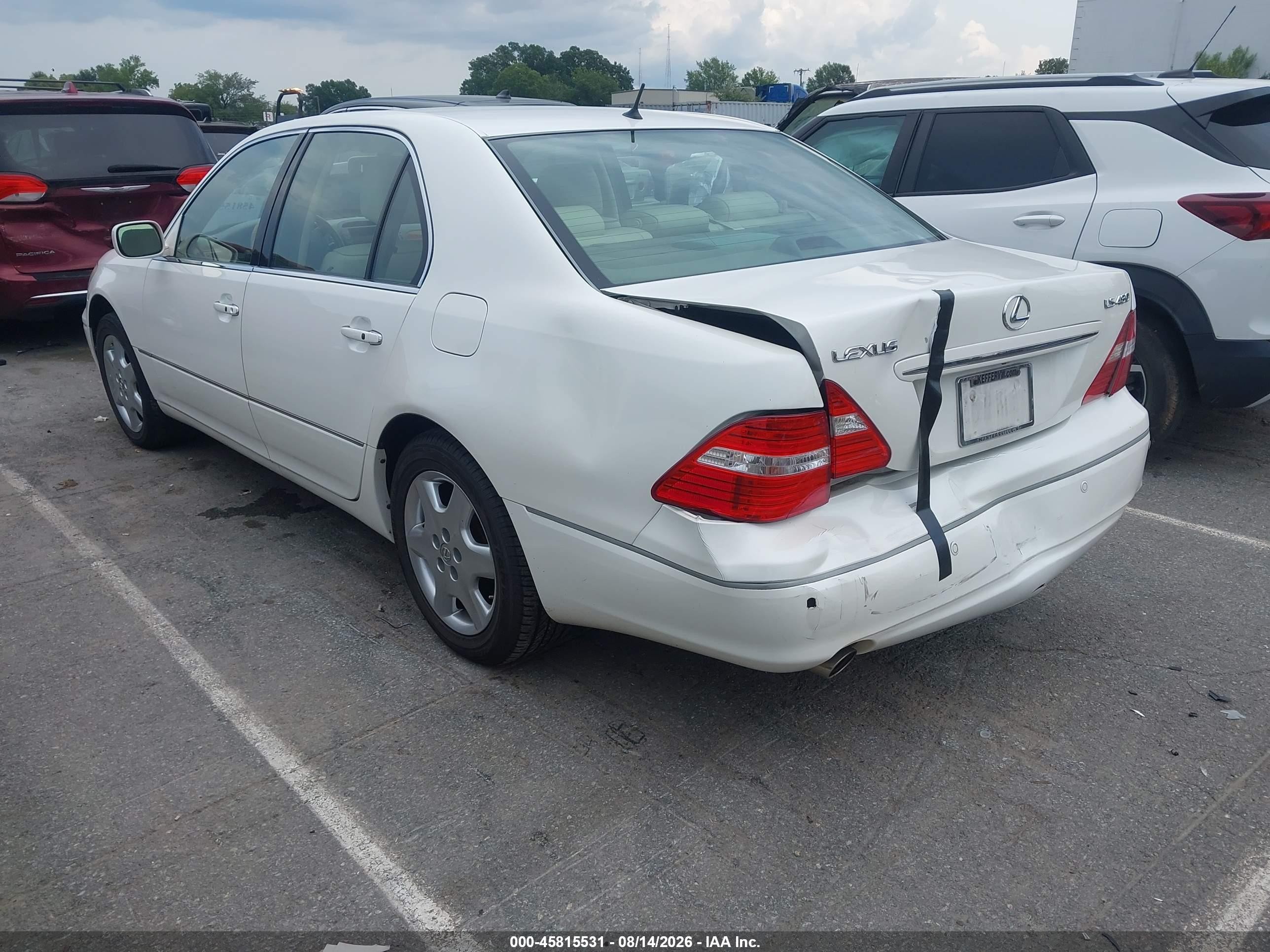2005 Lexus Ls 430   White vin: JTHBN36FX50177961