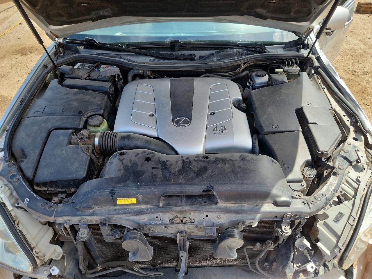 2005 Lexus Ls 430 Silver vin: JTHBN36FX50180195