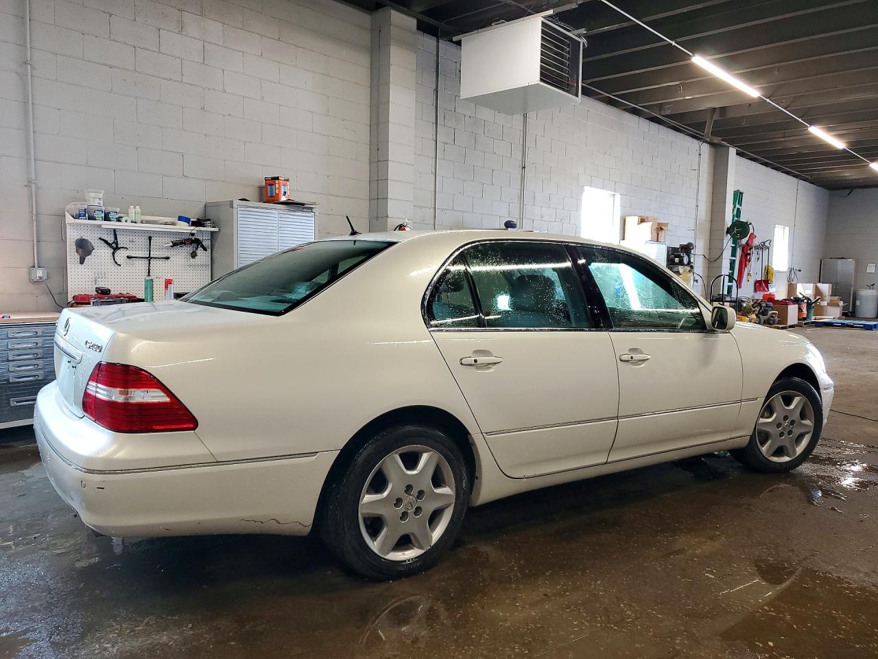 2005 Lexus Ls 430 White vin: JTHBN36FX55021003