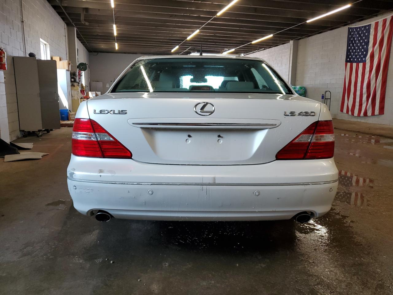 2005 Lexus Ls 430 White vin: JTHBN36FX55021003 Damage: Rear Bumper/Cover, Previous Repair, Substandard Repair
