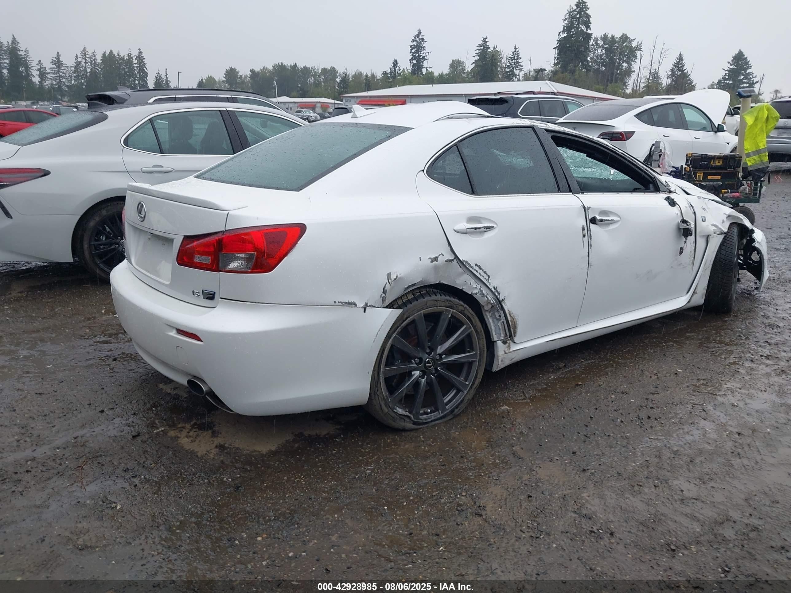 2008 Lexus Is F   White vin: JTHBP262185003267