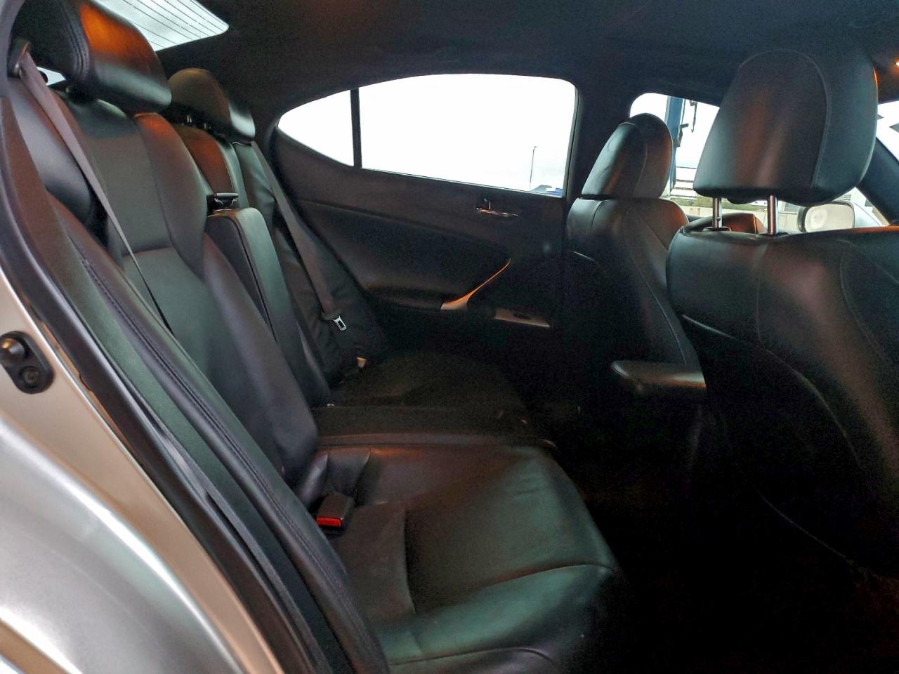 2008 Lexus Is-f Silver vin: JTHBP262185004354