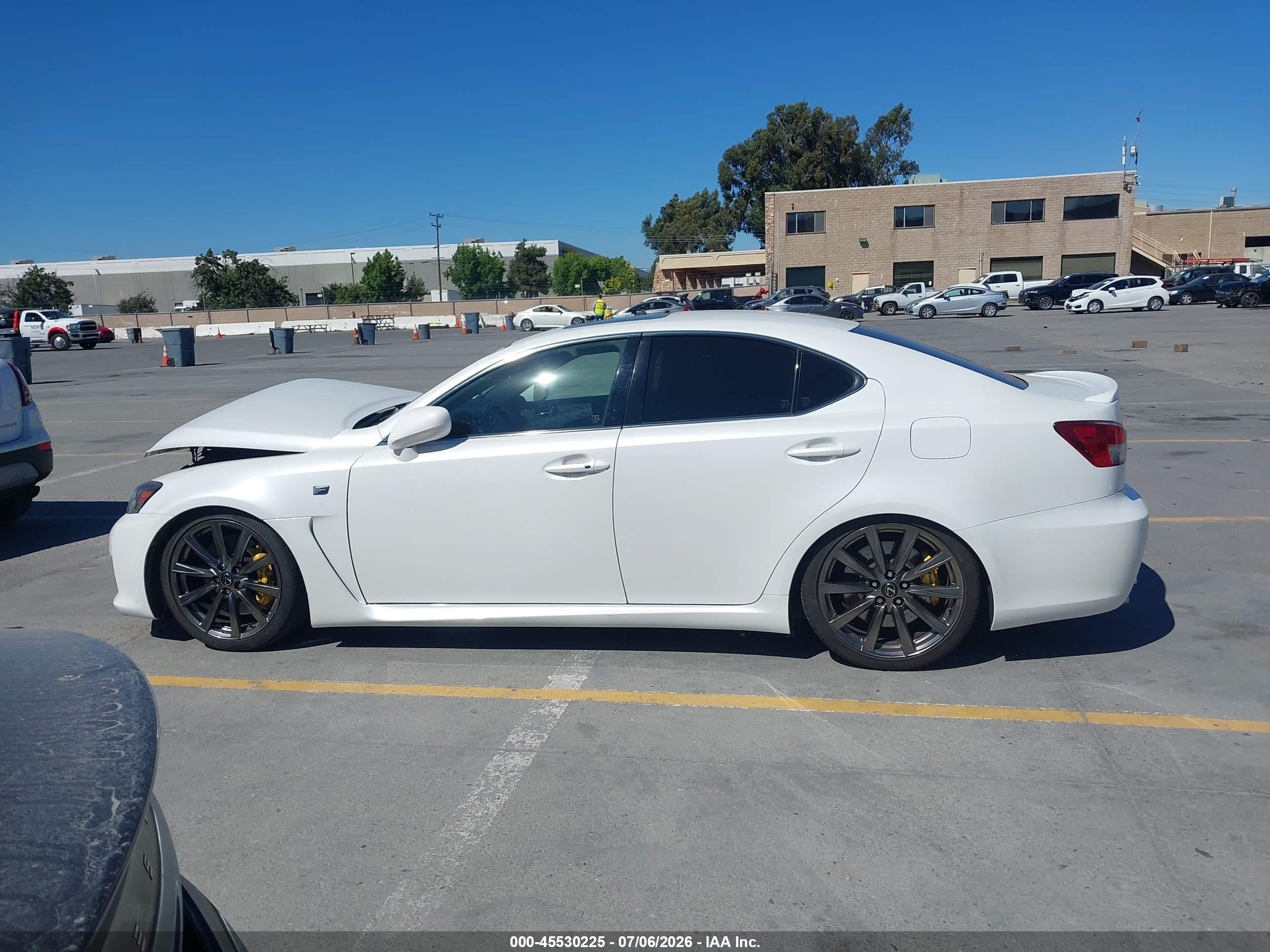 2008 Lexus Is F   Белый vin: JTHBP262685002602