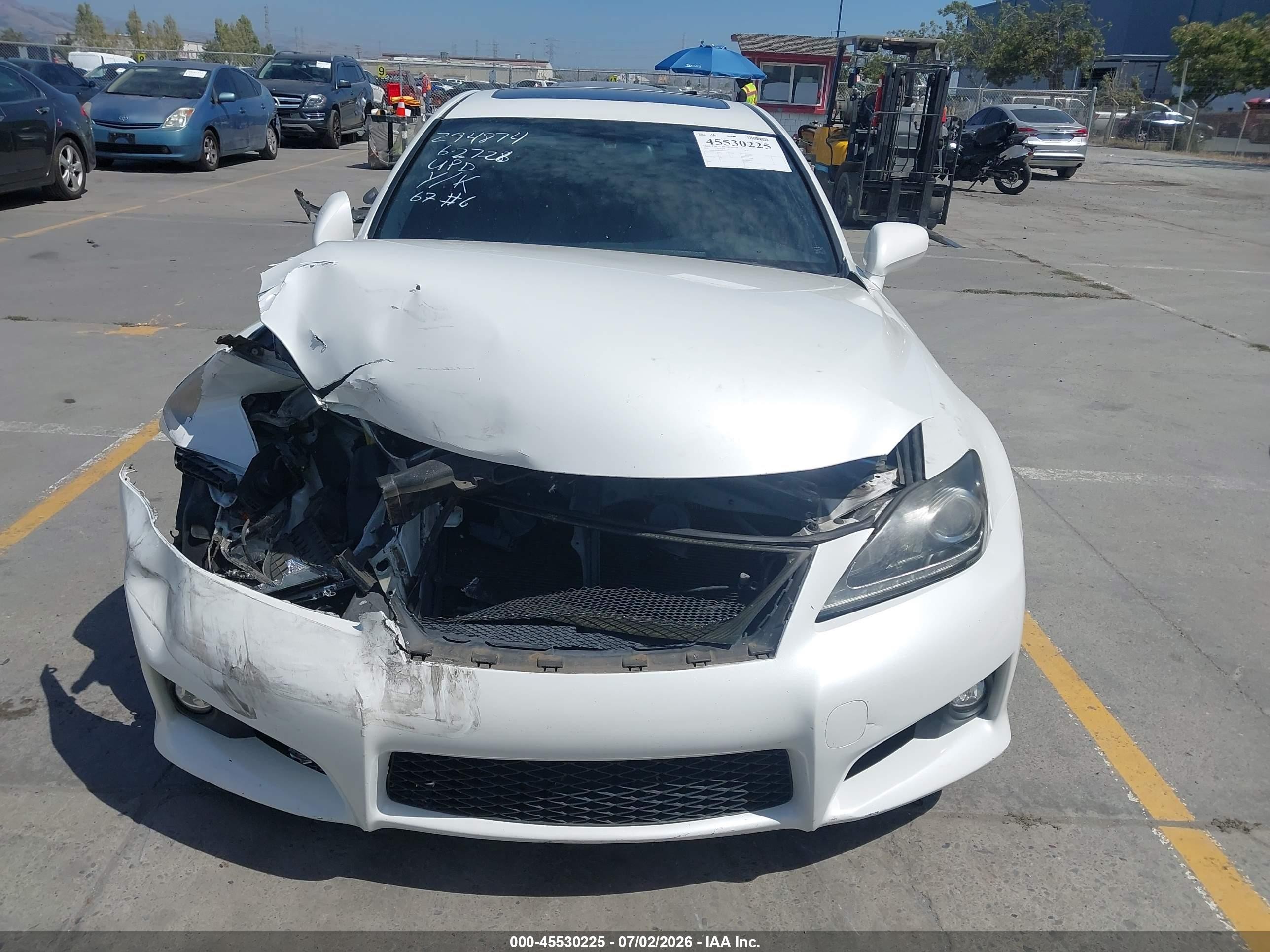 2008 Lexus Is F   Белый vin: JTHBP262685002602