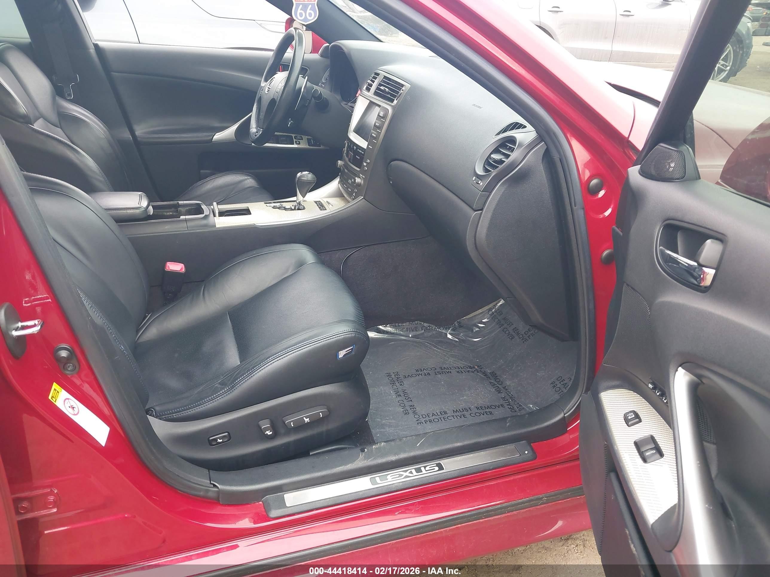 2008 Lexus Is F   Red vin: JTHBP262X85003350